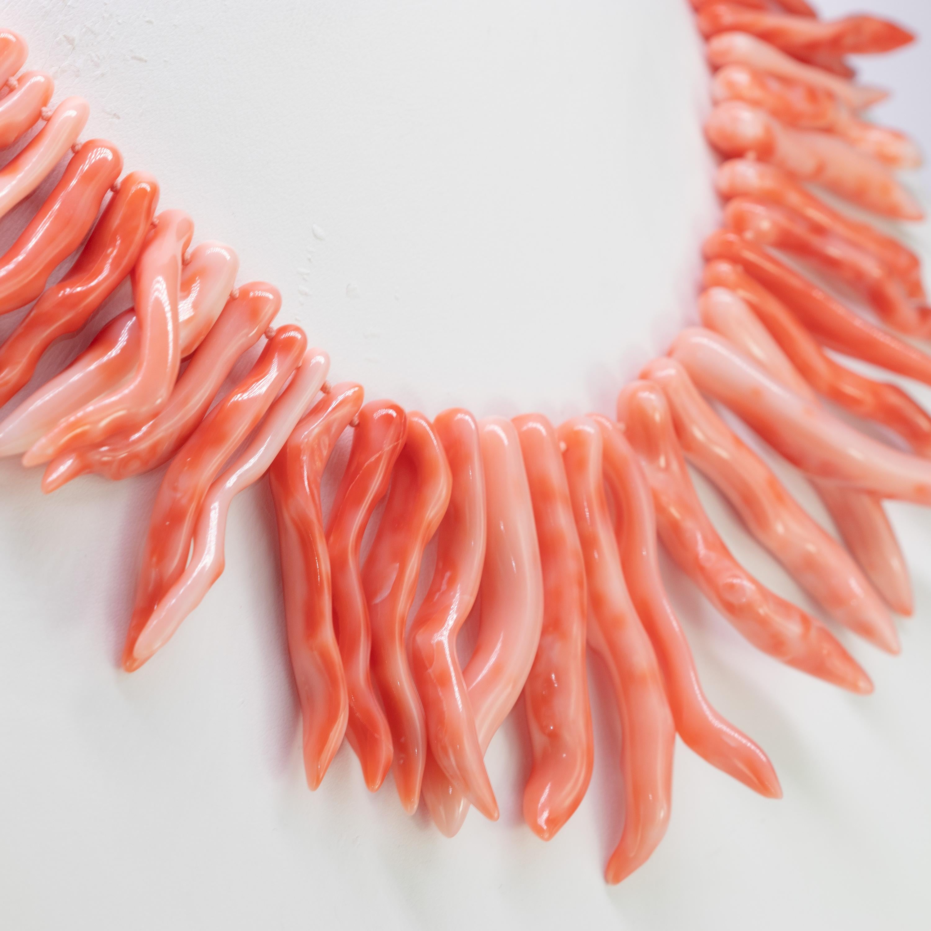 Astonishing necklace it is made of individual branches of natural coral that have been polished and drilled for stringing. Deep, rich, red coral from the Medditerranean is featured in this artwork.

This design is inspired by the red starfish, one