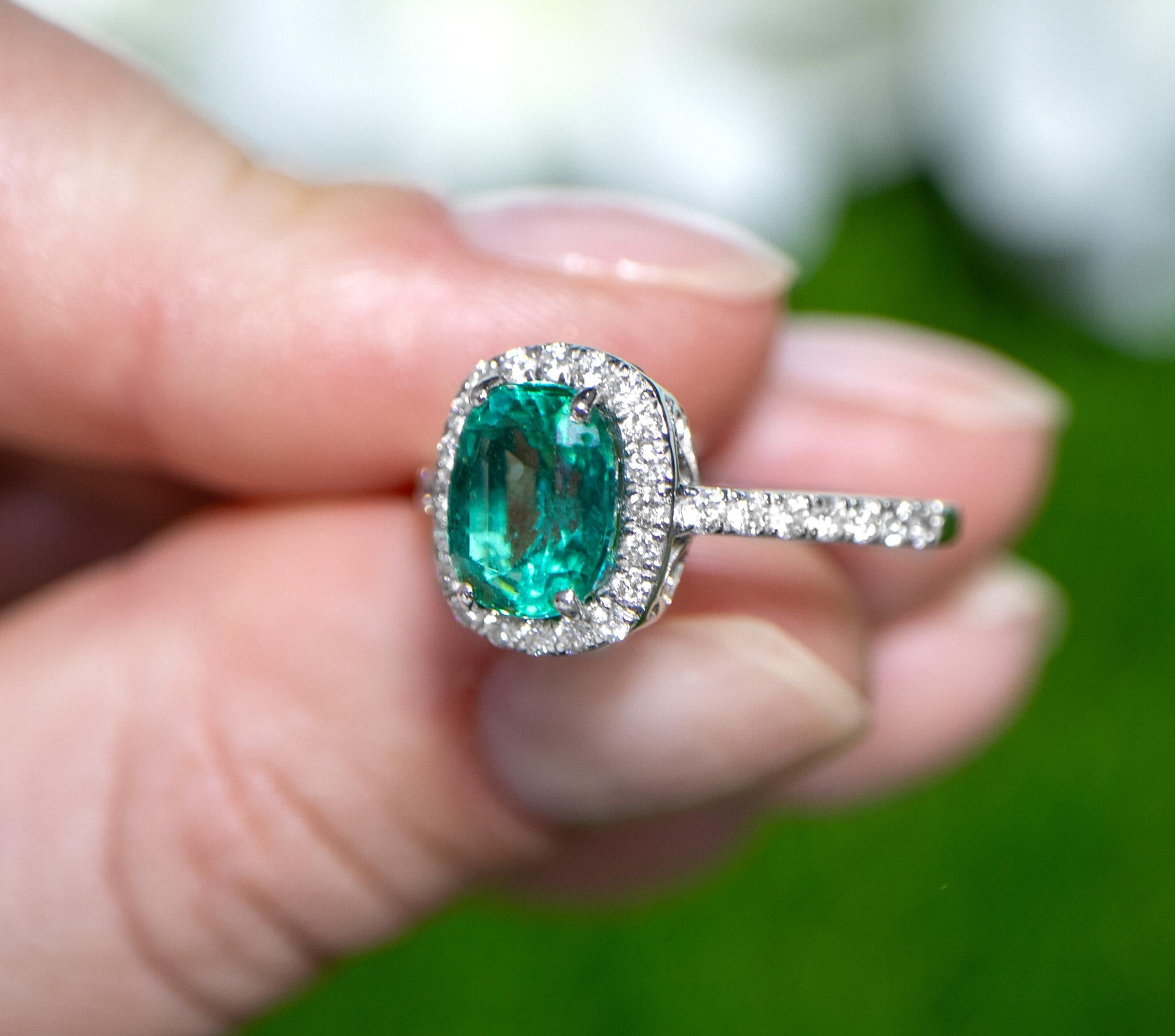 Natural Mint Emerald Ring With Diamond Halo Setting 2.26 Carats 18K Gold For Sale 1