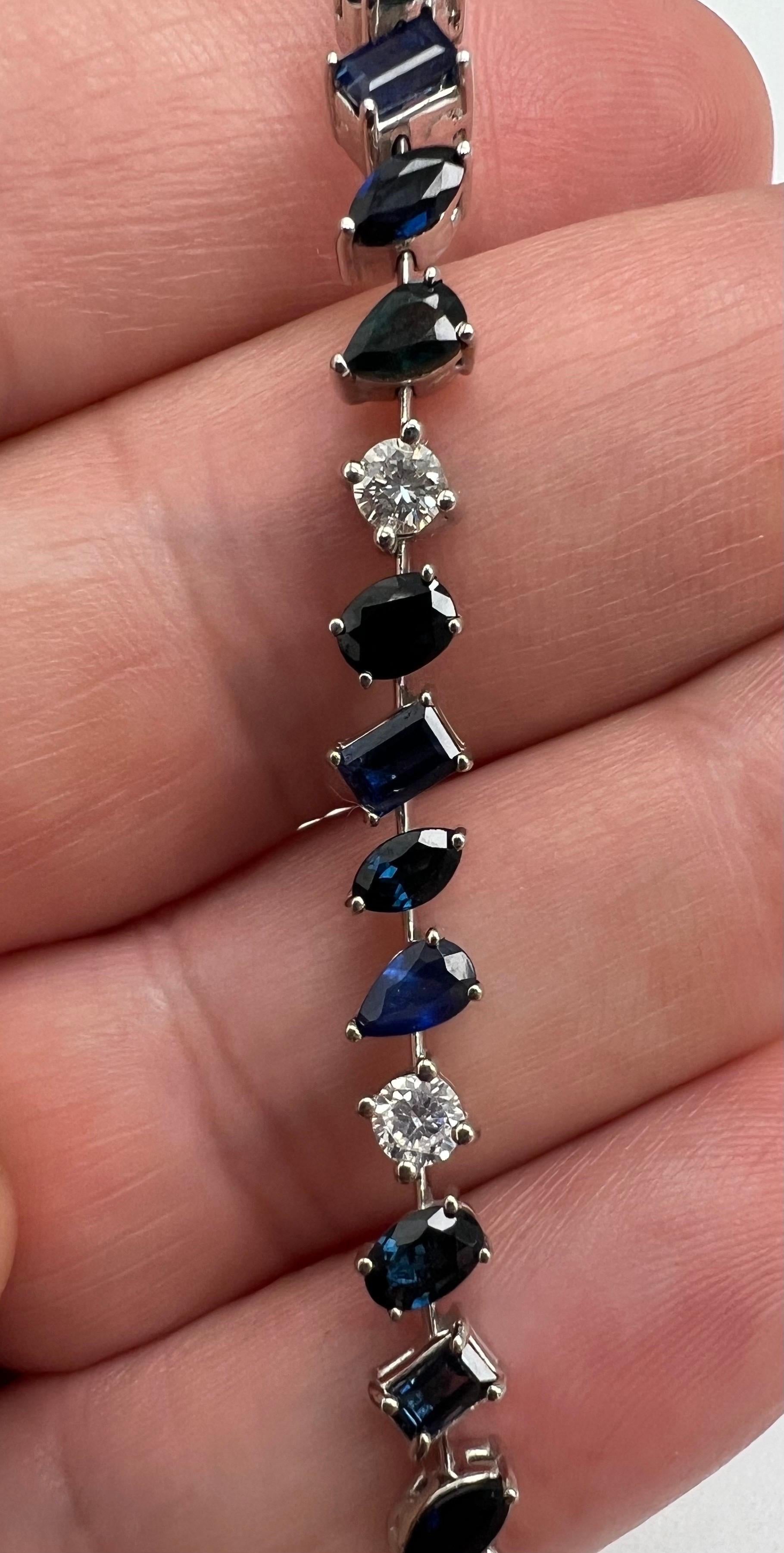 Natural Mixed Shape Diamond & Sapphire Bracelet in 14k White Gold In New Condition For Sale In Great Neck, NY