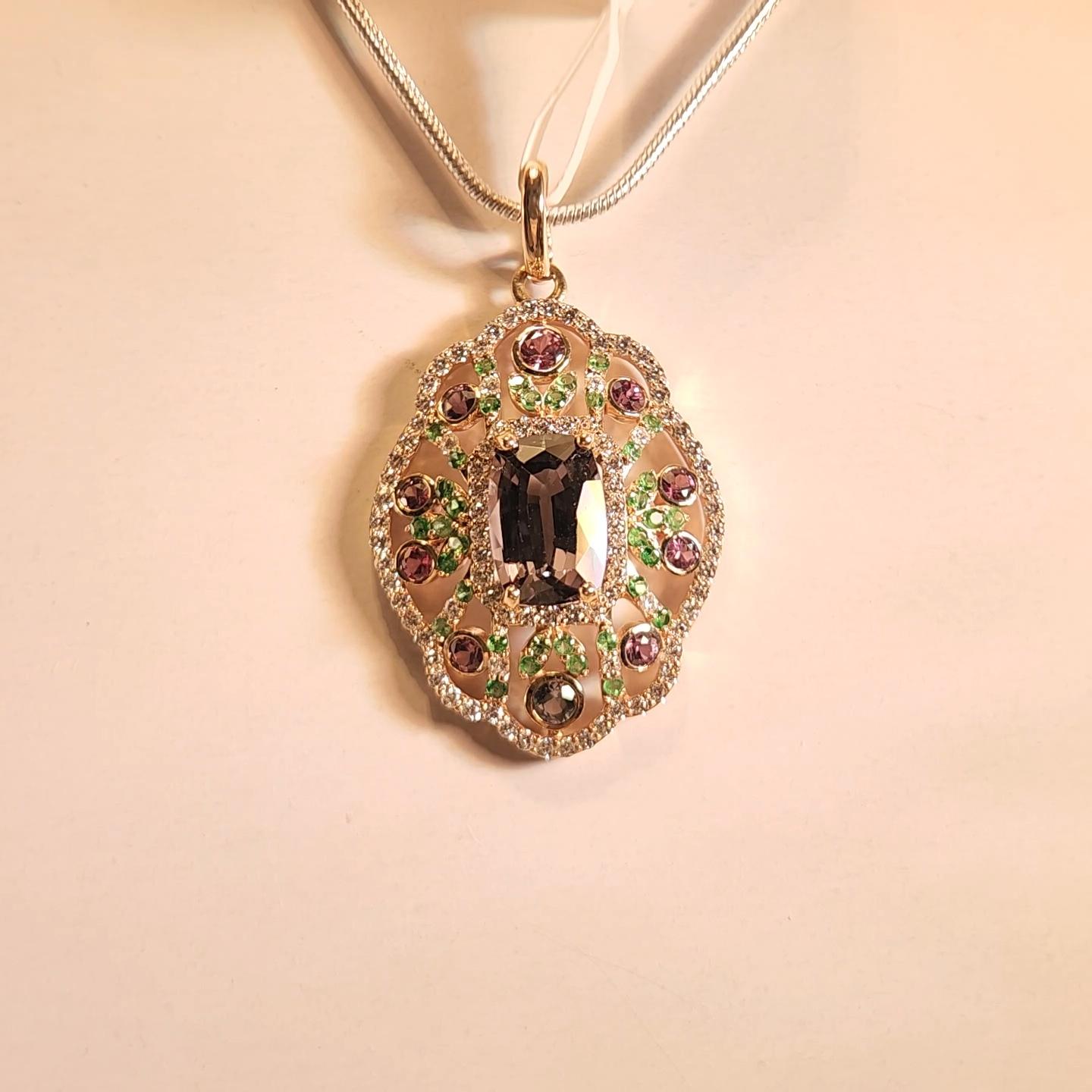 Natural Montana Sapphire & Spinal Pendent in 14 Carat Rose Gold For Sale 7