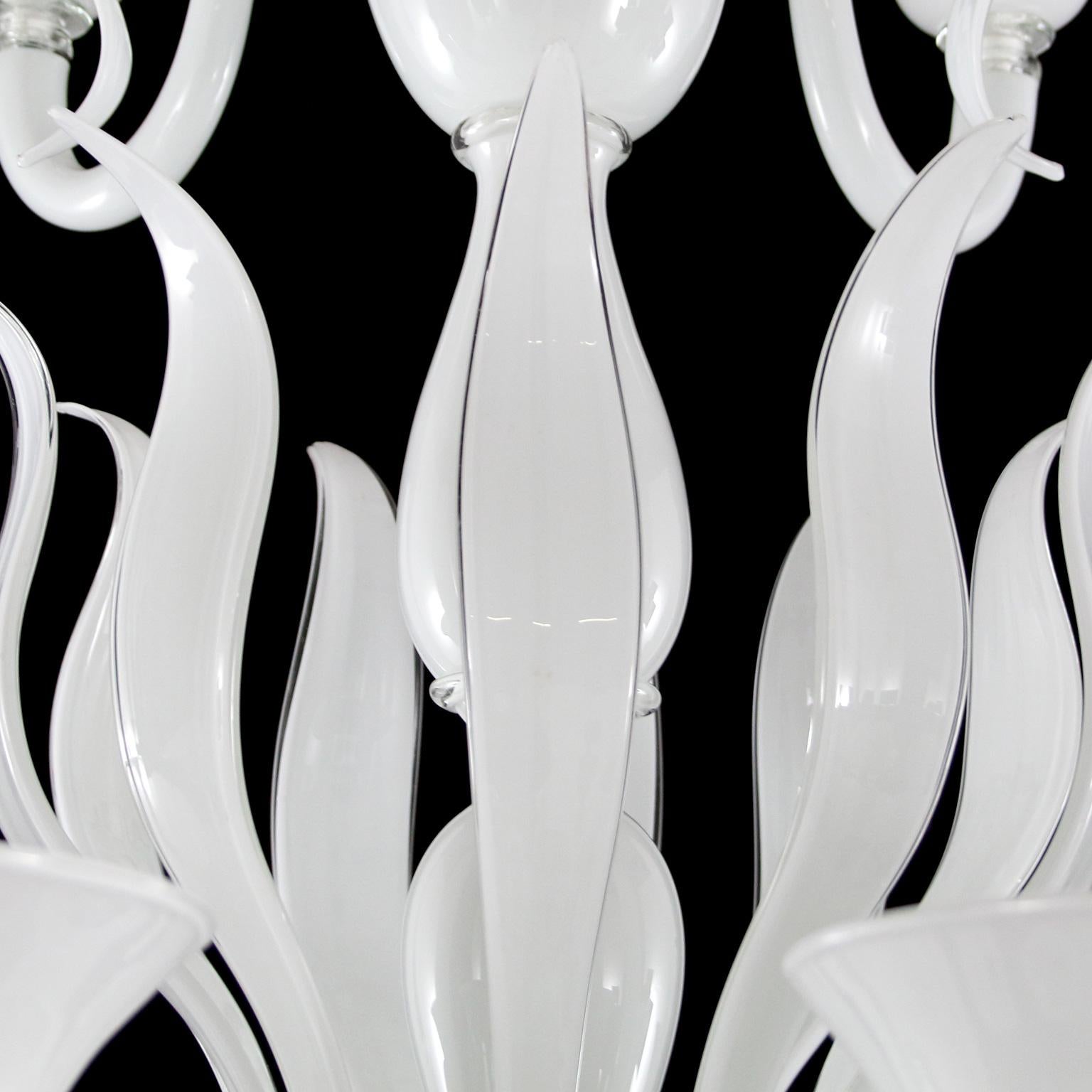 Lampadario Natural Mood 30 bracci in vetro di Murano bianco Swing 275 di Multiforme In condizioni Nuovo in vendita a Trebaseleghe, IT