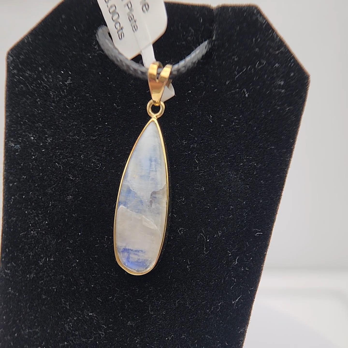 Ciondolo di pietra lunare naturale placcato in argento sterling  con oro giallo in vendita 4