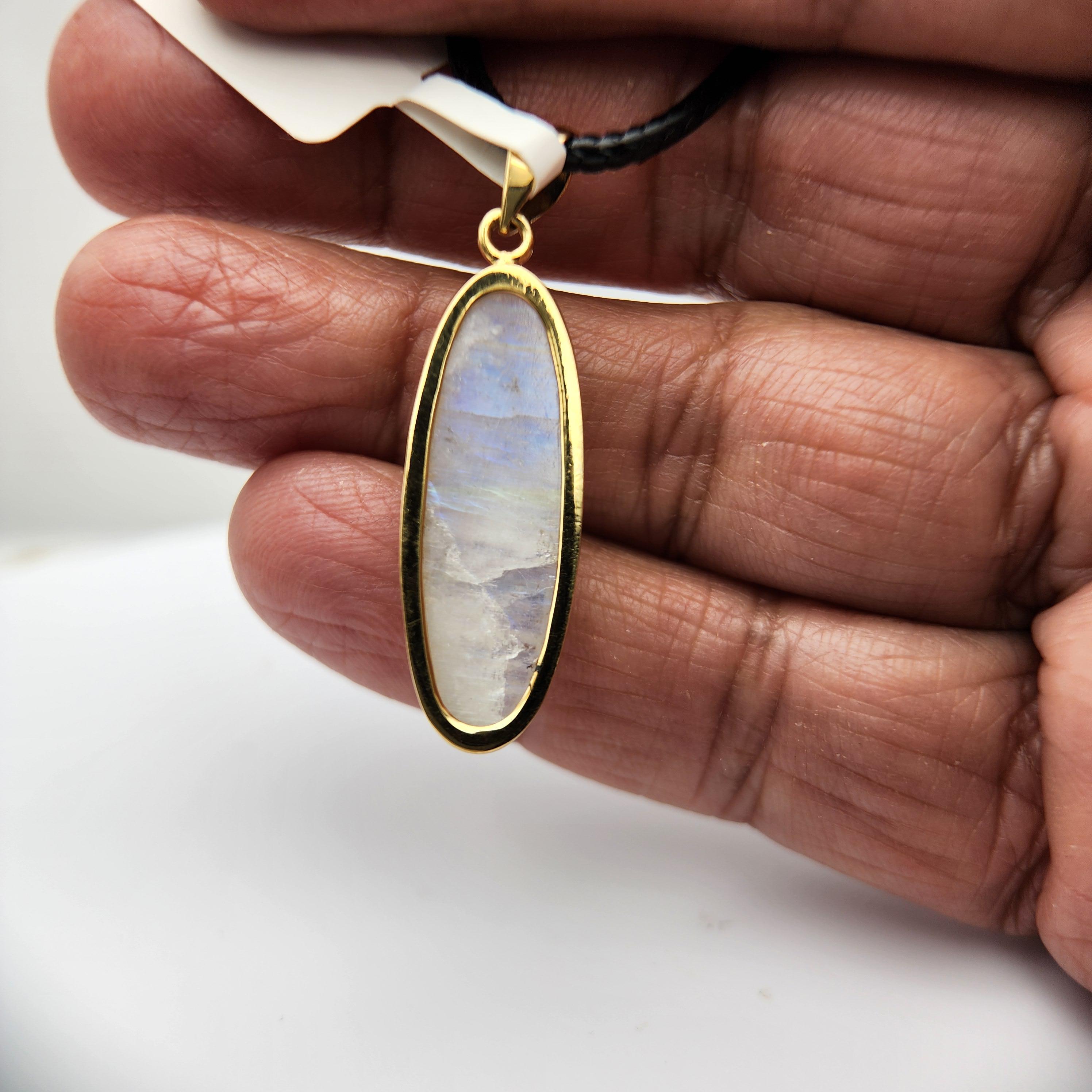 Ciondolo di pietra lunare naturale placcato in argento sterling  con oro giallo in vendita 6