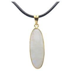 Ciondolo di pietra lunare naturale placcato in argento sterling  con oro giallo