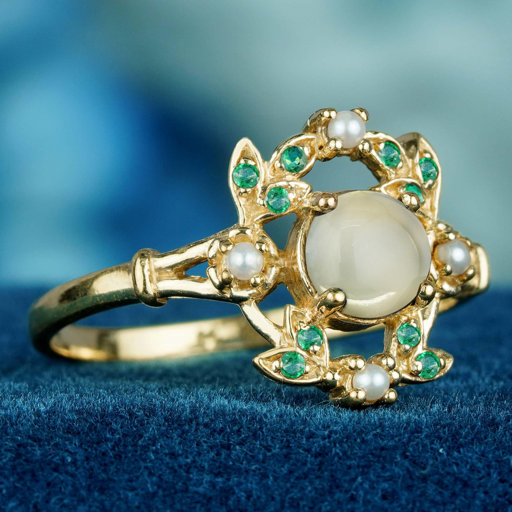 Édouardien Bague de style vintage en or jaune 9K, pierre de lune naturelle, émeraude et diamant en vente