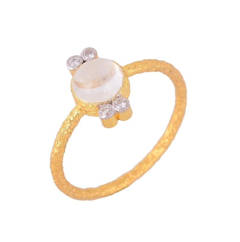 Anello con pietra di luna naturale in oro 18K in vendita 4