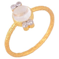 Natural Moonstone Ring 18K gold