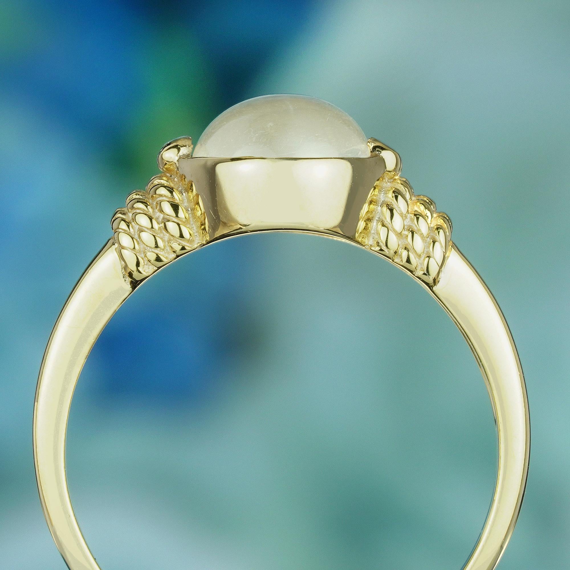 Natural Moonstone Vintage Style Rope Shoulder Ring in Solid 9K Yellow Gold In New Condition For Sale In Bangkok, TH