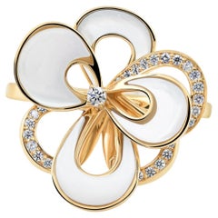 Natural Mother of Pearl SI/H Diamond Flower Ring 18 Karat White Gold Jewelry