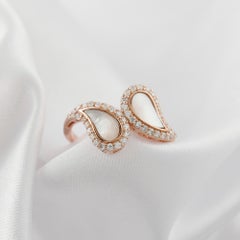 Natural Mother of Pearl SI/H Diamond Ring 18 Karat Rose Gold Handmade Jewelry