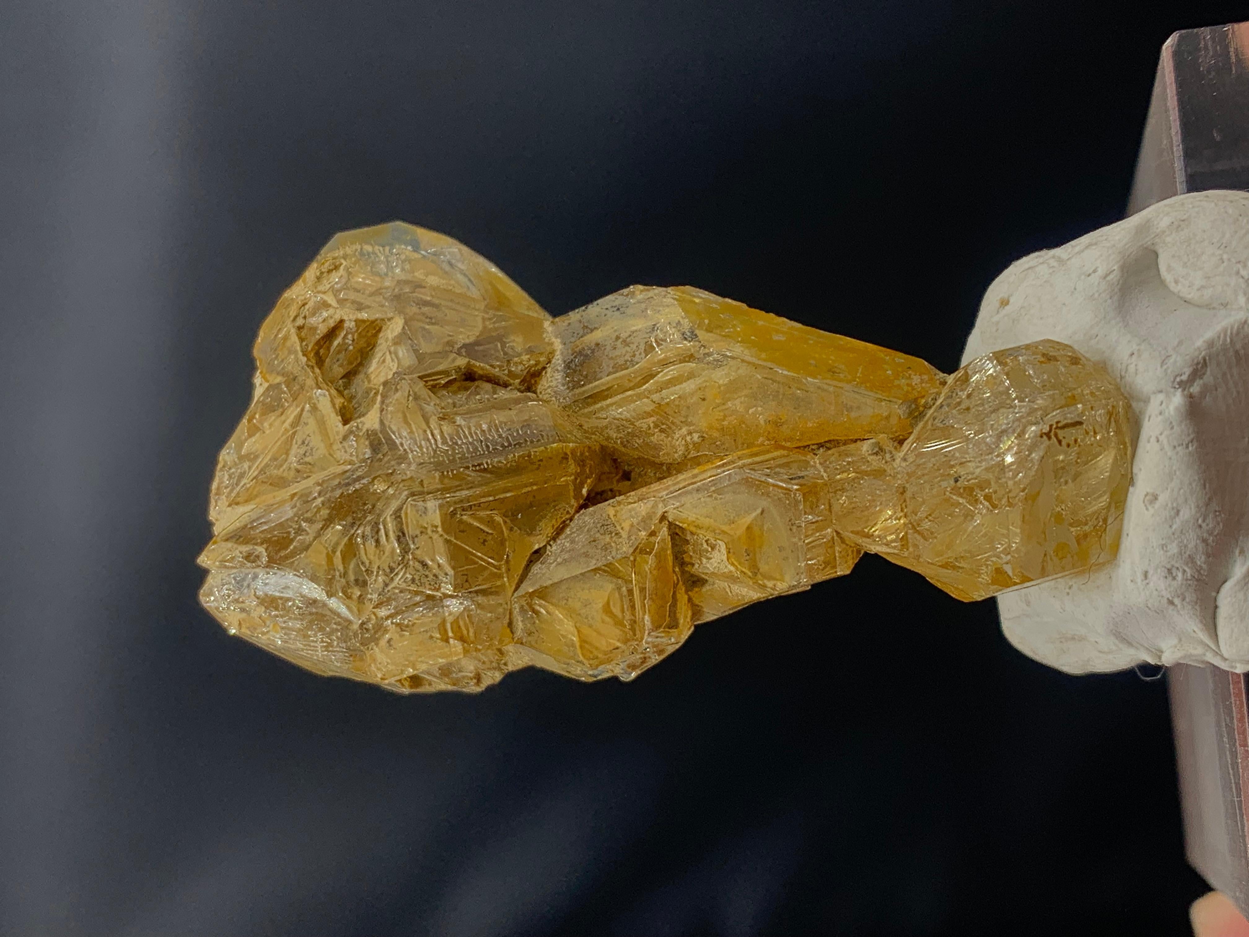 Zepter-Quarz-Exemplar aus Balochistan mit natürlichem Muddy- Skelett (18. Jahrhundert und früher) im Angebot