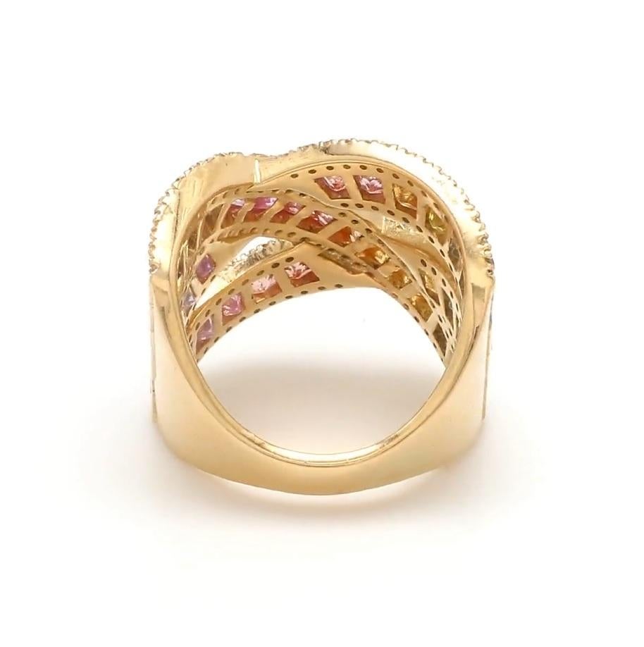 Bague saphir naturel multicolore en or 18 carats Neuf - En vente à jaipur, IN