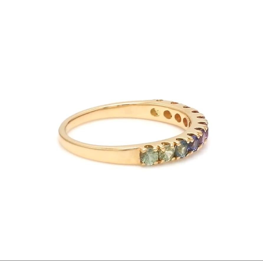 Anello con zaffiro naturale multicolore in oro 18k In condizioni Nuovo in vendita a jaipur, IN