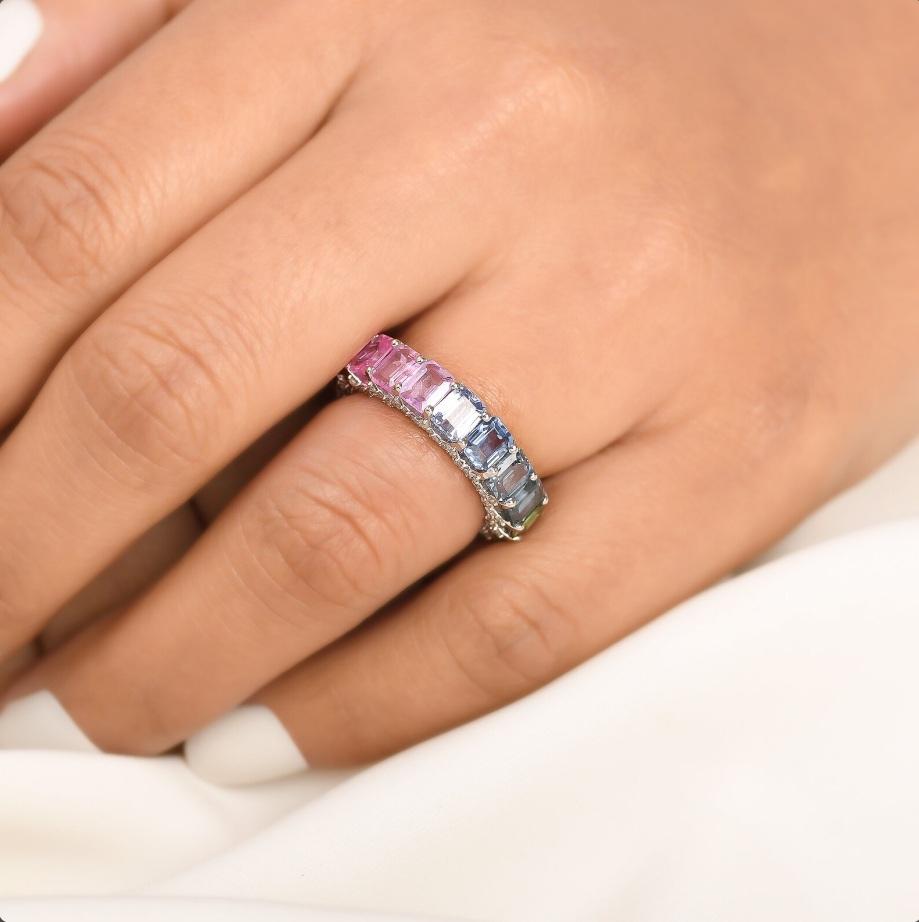 Bague saphir naturel multicolore en or 18 carats Pour femmes en vente