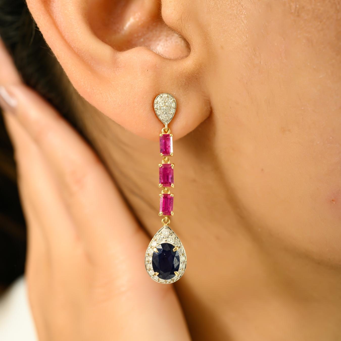 Taille mixte Longues boucles d'oreilles de mariage pendantes en or jaune 14 carats avec multi-gemmes naturelles en vente