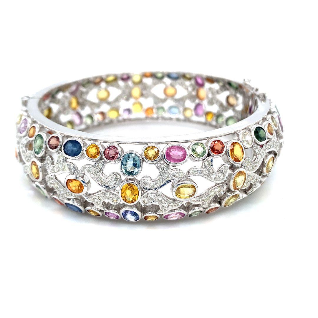 Natural Multi sapphire and Diamond Bangle In New Condition For Sale In New York, NY