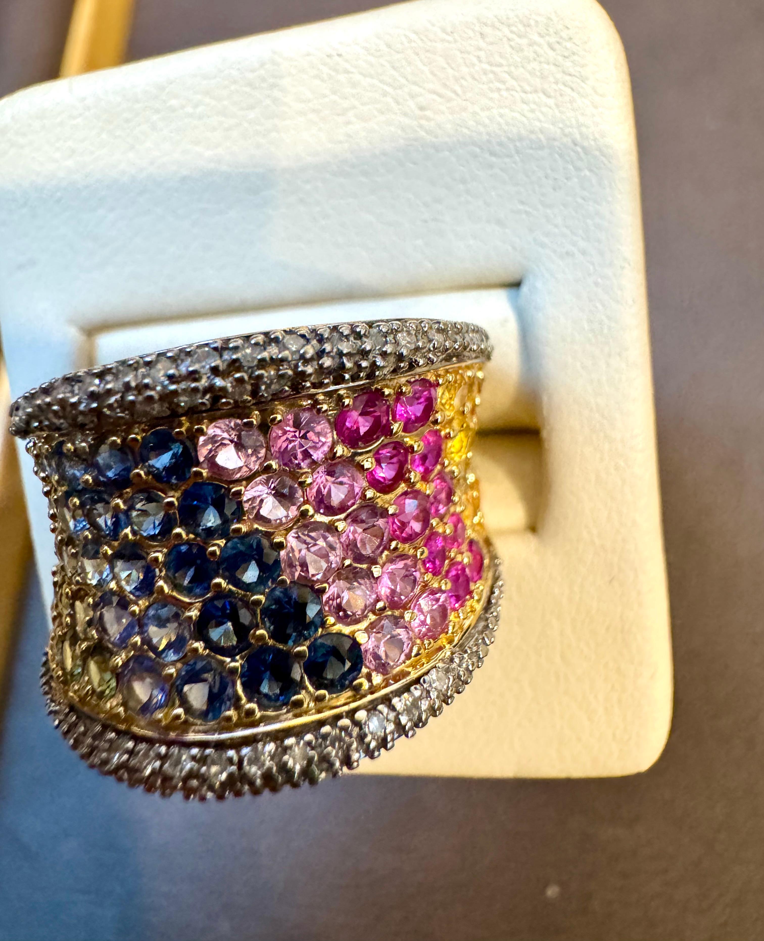 Ring aus 14 Karat Gold mit natürlichem, mehrfarbigem, blauem, rosa, gelbem, grünem und grünem Saphir und Dia-Saphir im Angebot 4