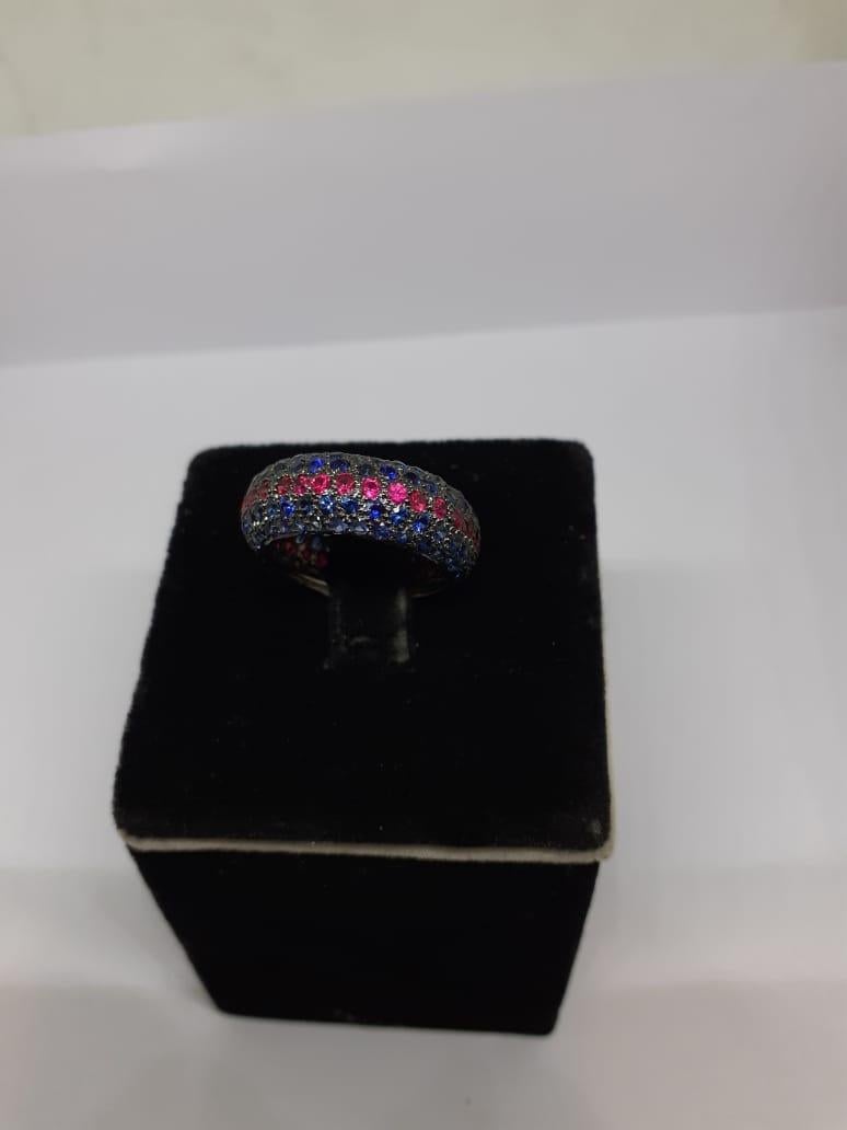 Mixed Cut Natural Multi Sapphire Ring 1.57 Carats with 18k Gold For Sale