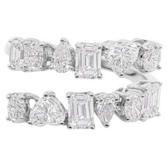 Anello di fidanzamento con diamante naturale a forma multipla da 2,45 carati in oro bianco 18 carati