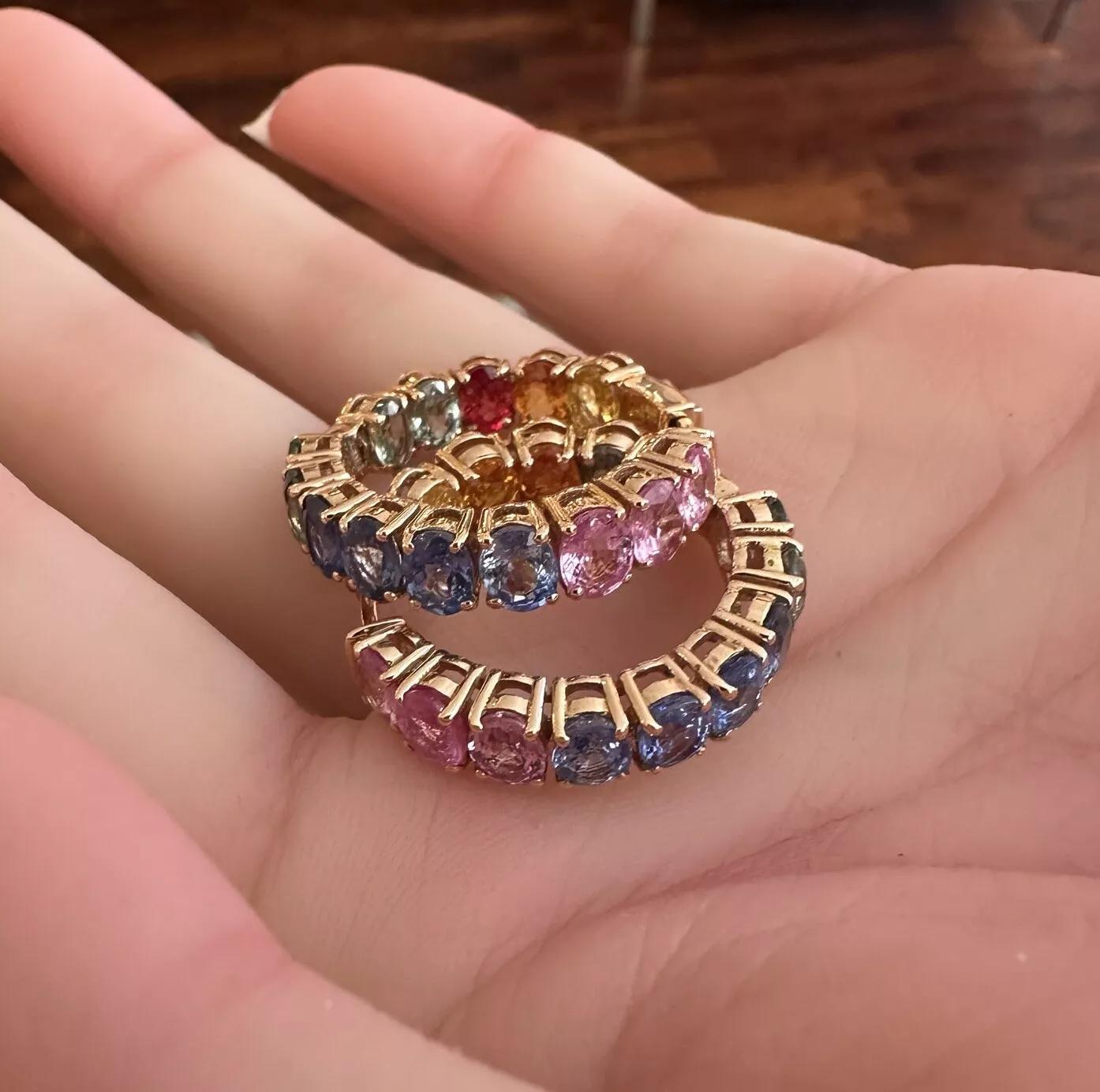 Pendientes de aro de zafiro natural multicolor Inside Out de oro rosa de 18k Corte oval en venta