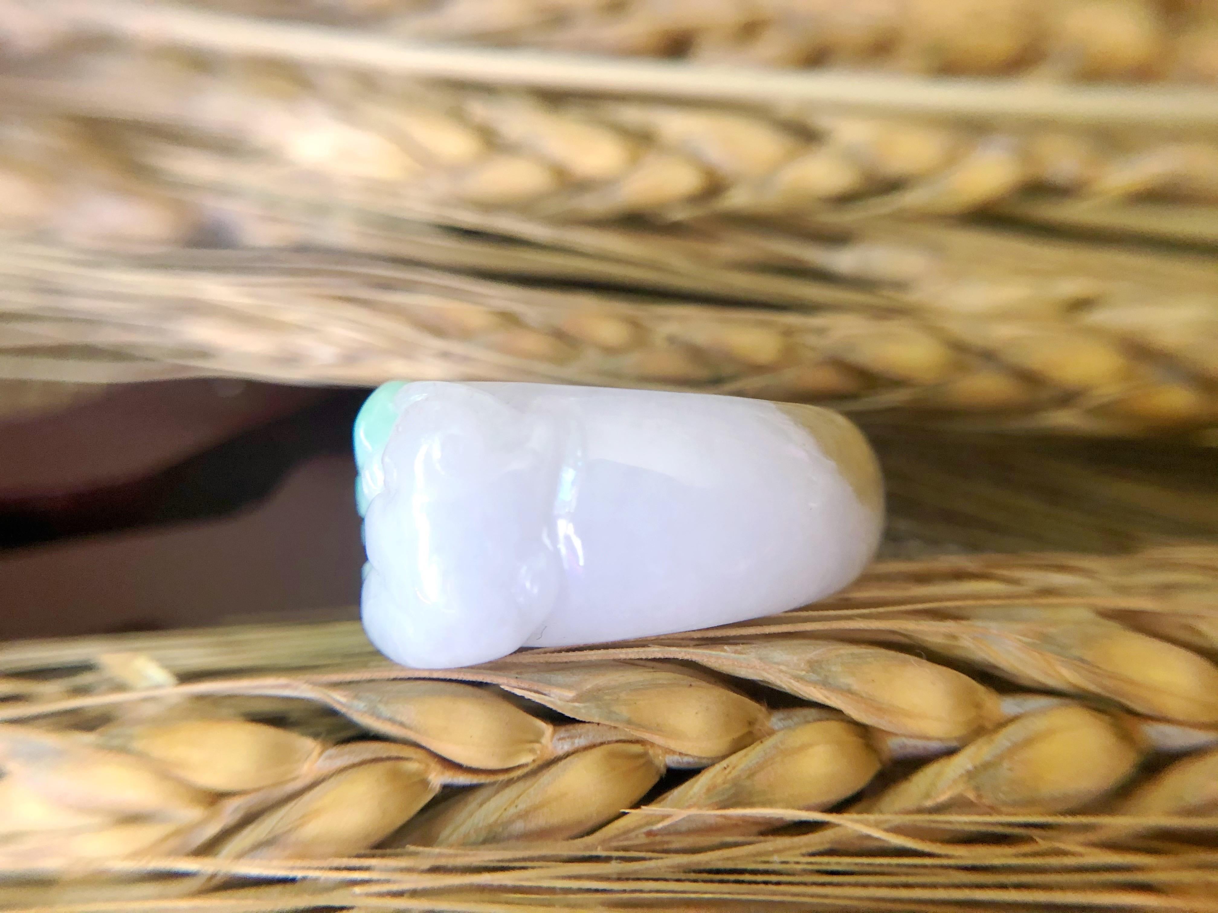 Natürlicher Myanmar Apfel Grün Jade geschnitzt Ring Band im Angebot 3