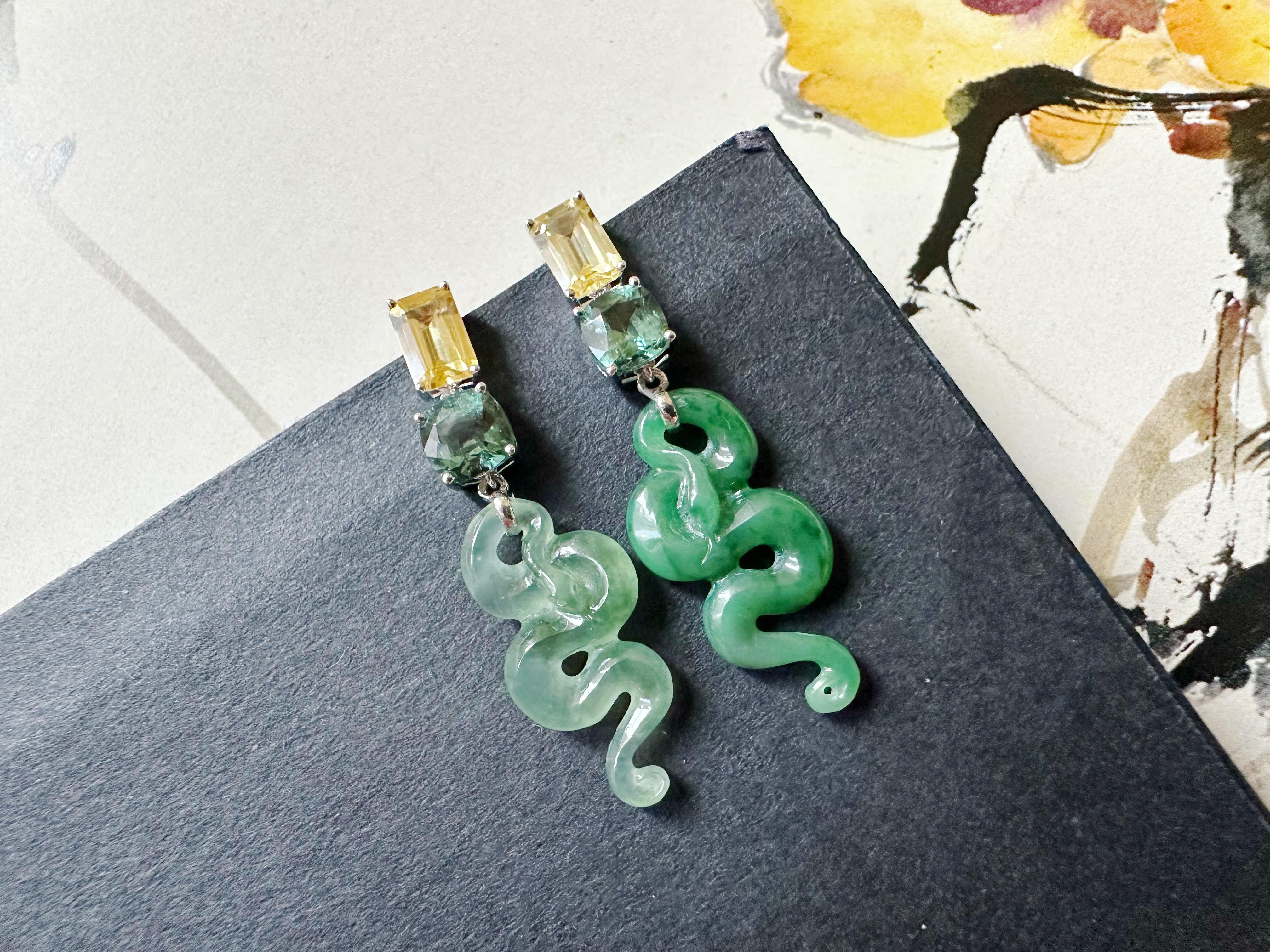 Women's or Men's Certified Natural Myanmar Jade Snake Earrings in 18K White Gold with Sapphires For Sale