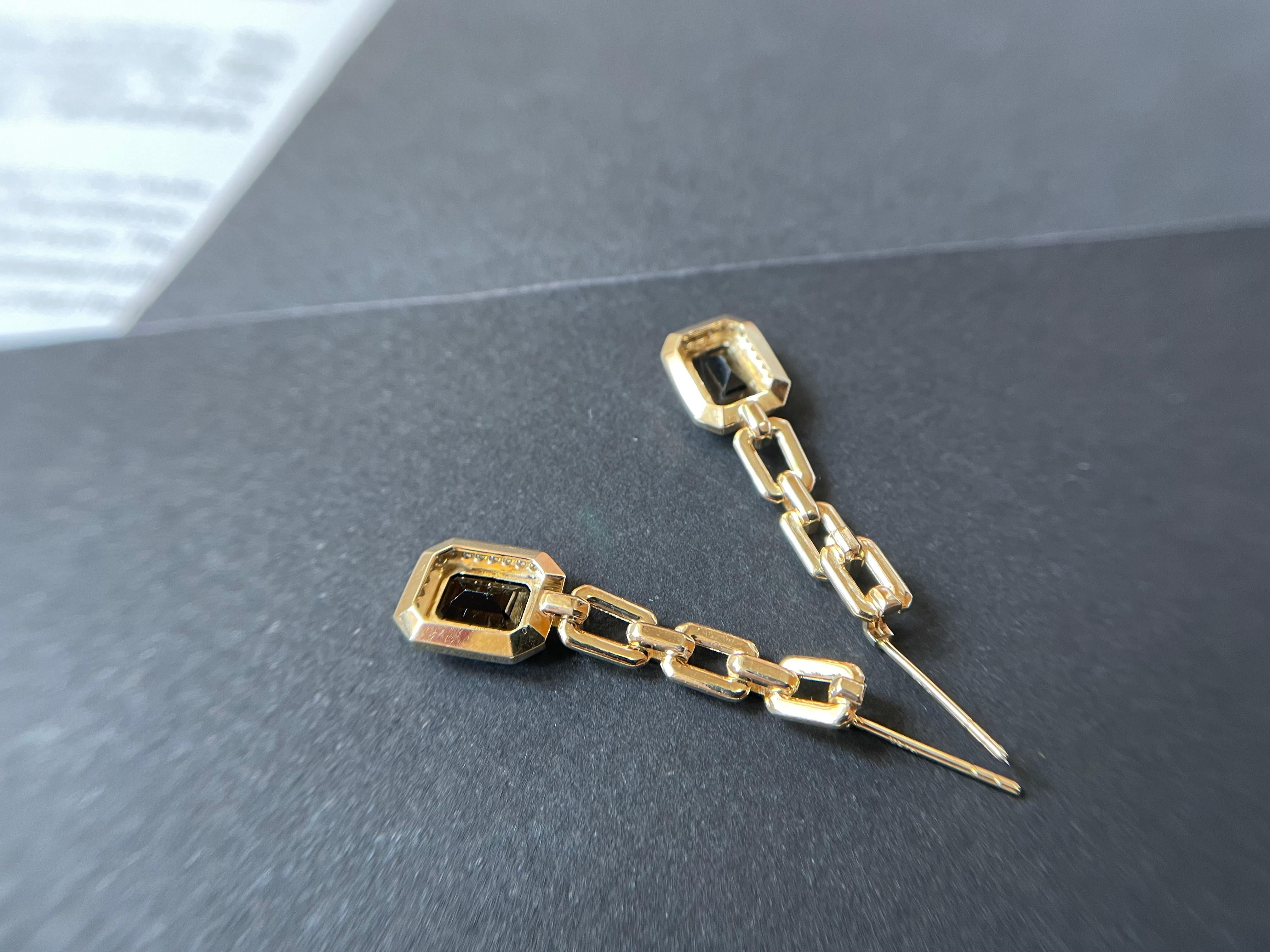 Natural Myanmar Black Spinel Chain Earrings, Jade Earrings in 14K/18K Gold In New Condition For Sale In Kowloon, HK