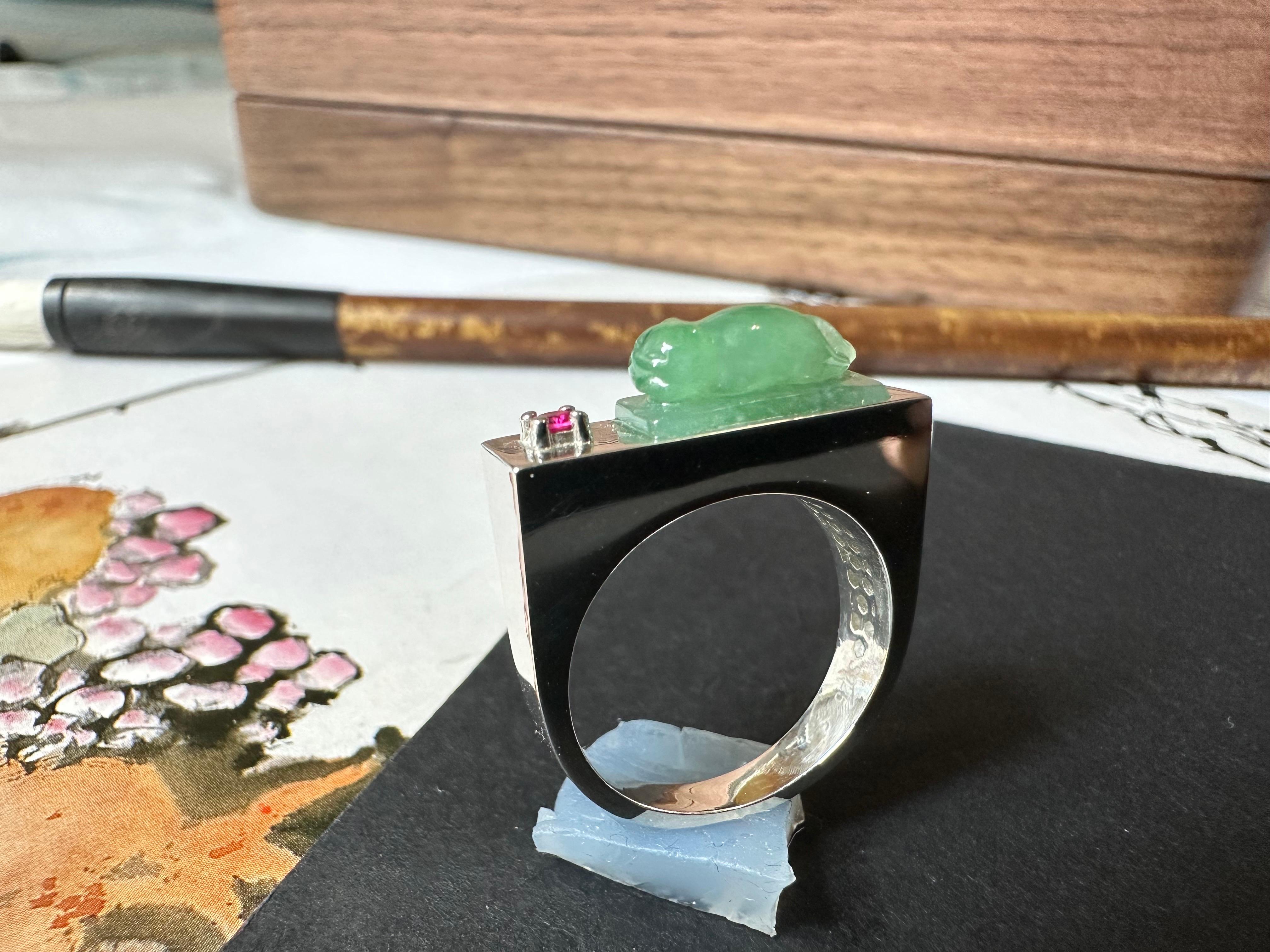 Certified Natural Myanmar Handcrafted Cat Icy Green Jade 925 Silver Ring For Sale 4