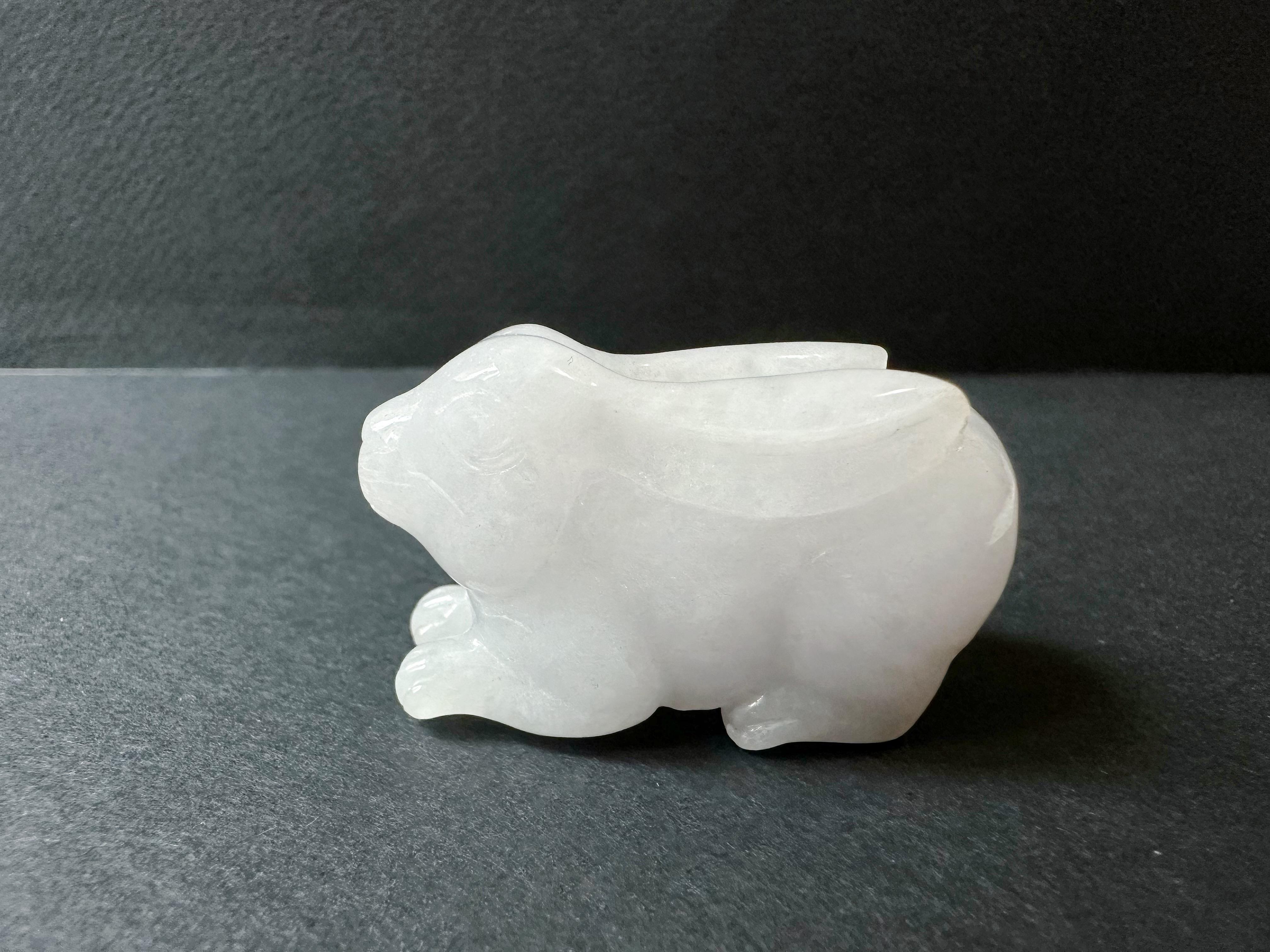 Handgefertigter, natürlicher Myanmar-Kaninchen, loser, weißer Jade-Jade-Jadeit, Großer Bunny (Alteuropäischer Brillantschliff) im Angebot