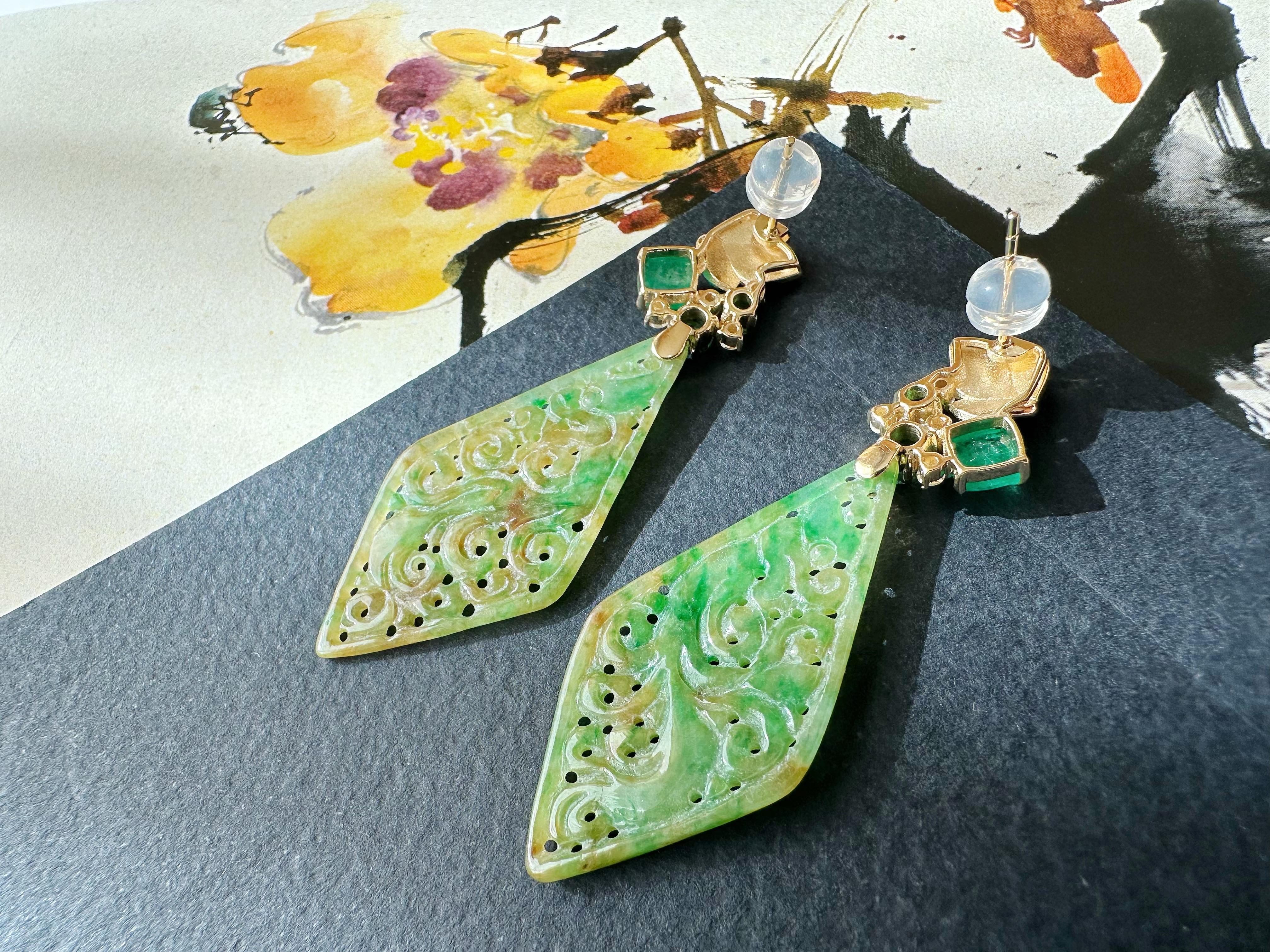 Certified Natural Myanmar Vivid Bicolor Green and Yellow Jade 18K Gold Earring For Sale 2
