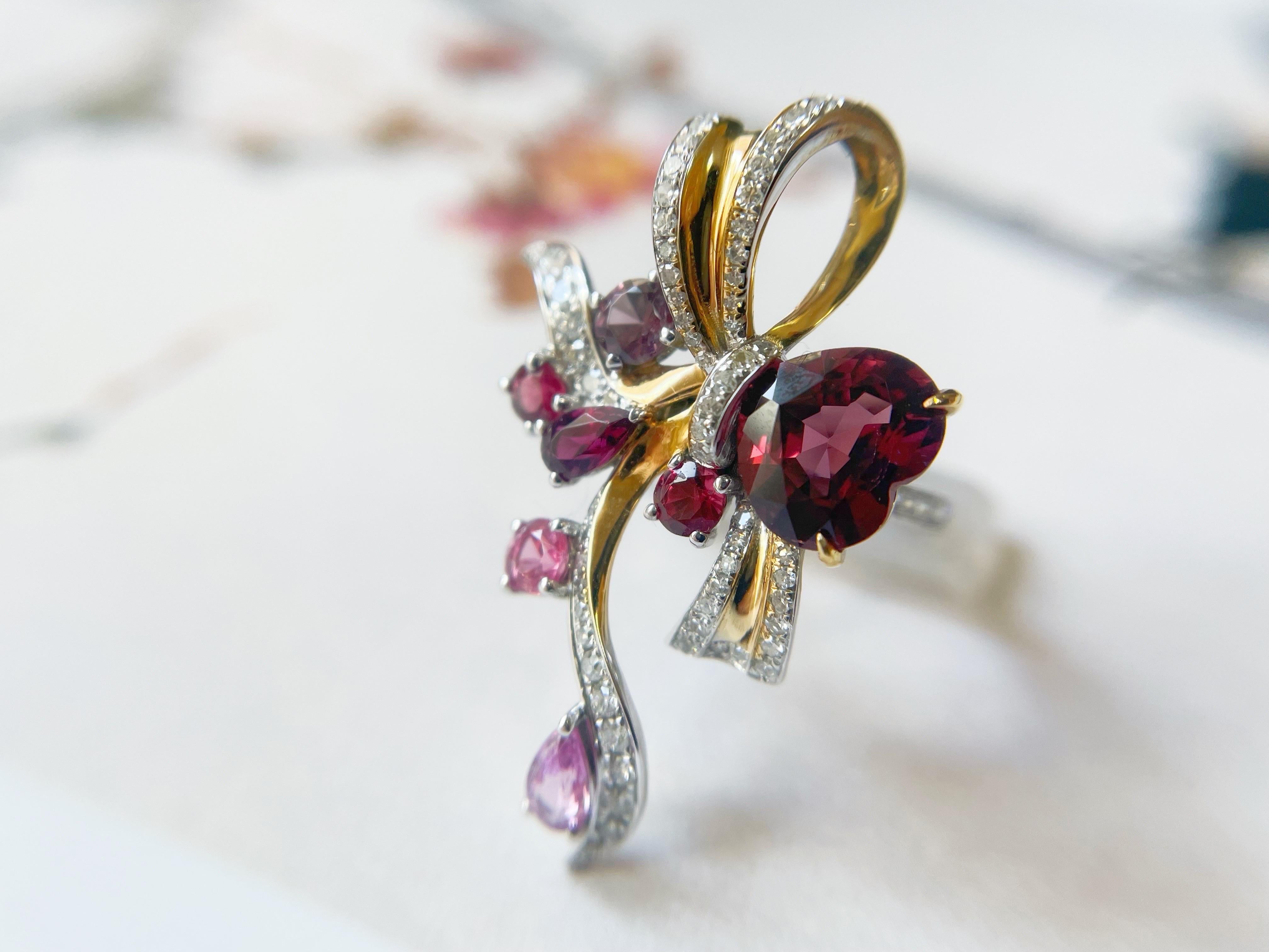 Art nouveau Bague et pendentif en forme de coeur en spinelle rouge naturelle du Myanmar - Or 18K avec diamant en vente