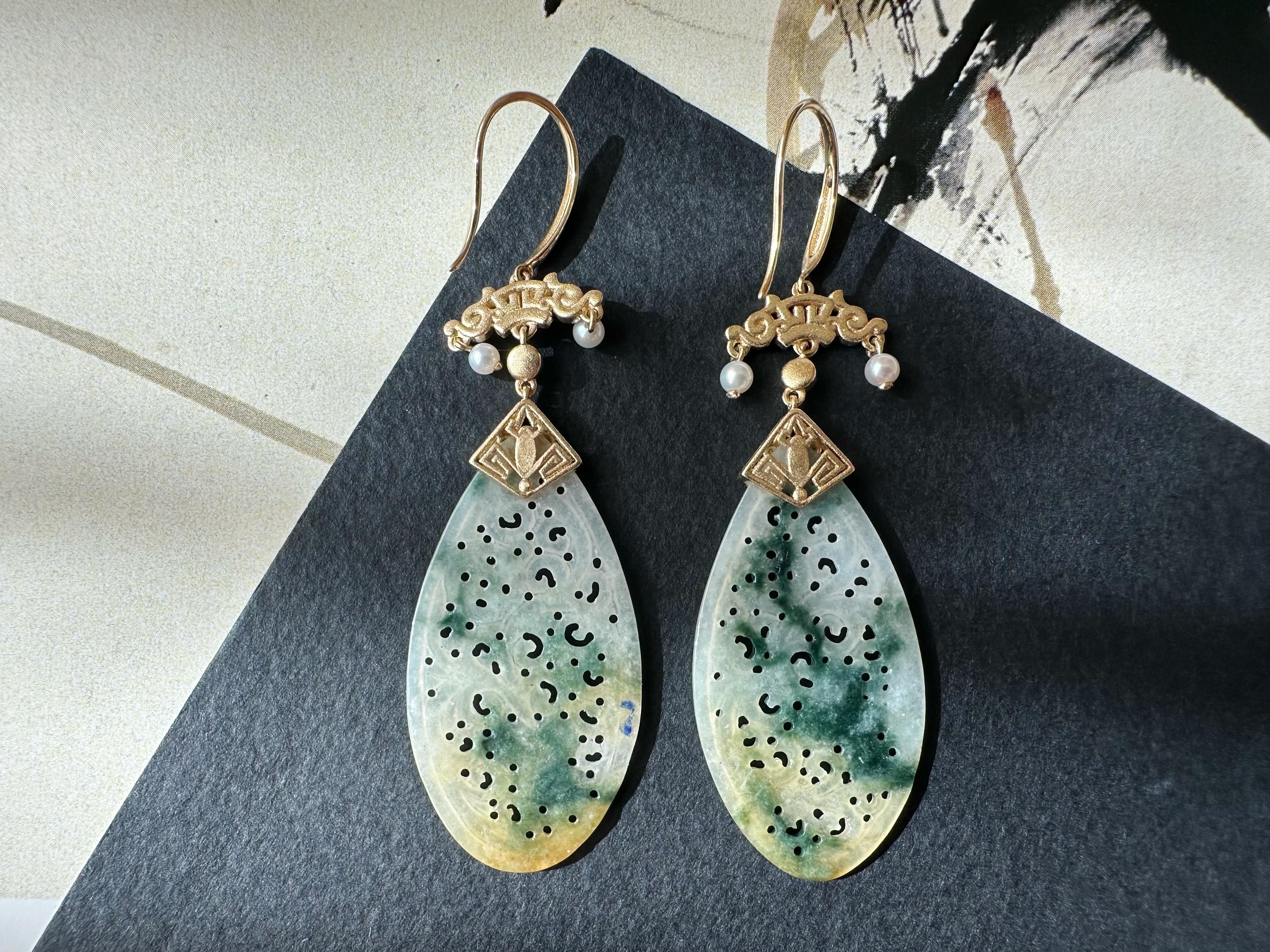 Natürliche Myanmar Icy Typ Bicolor Grüne und Gelbe Jade geschnitzte 18K Gold Ohrringe im Angebot 3