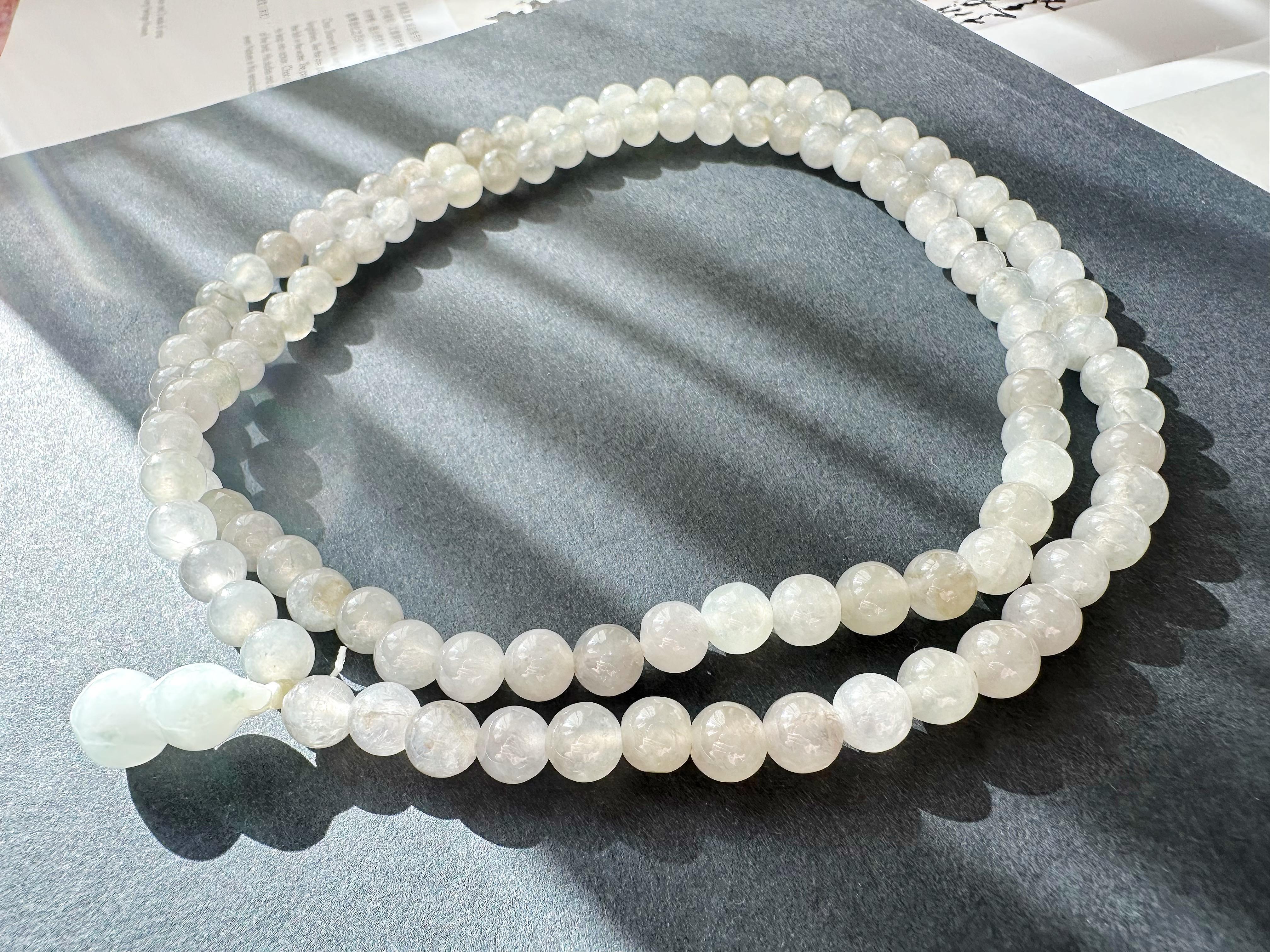 Collar largo de cuentas de jade natural tipo hielo de Myanmar, 108 cuentas en venta 4