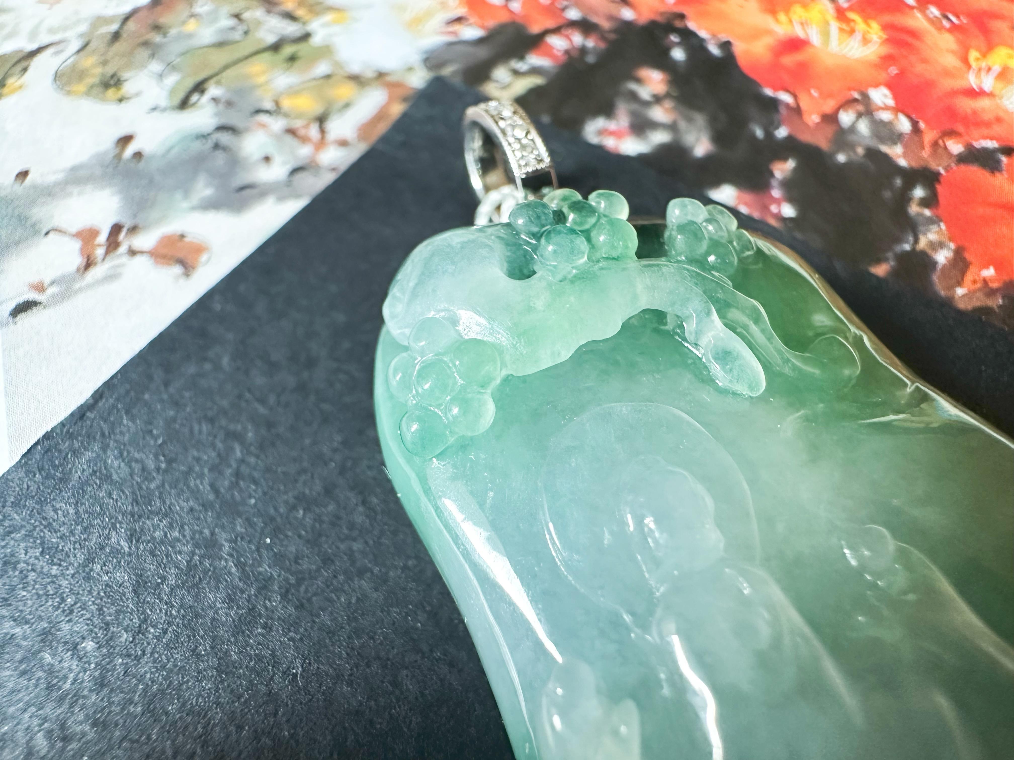 Ciondolo di giada naturale del Myanmar di tipo Icy Bodhi Tree con cappa di diamanti in oro 18 carati in vendita 2