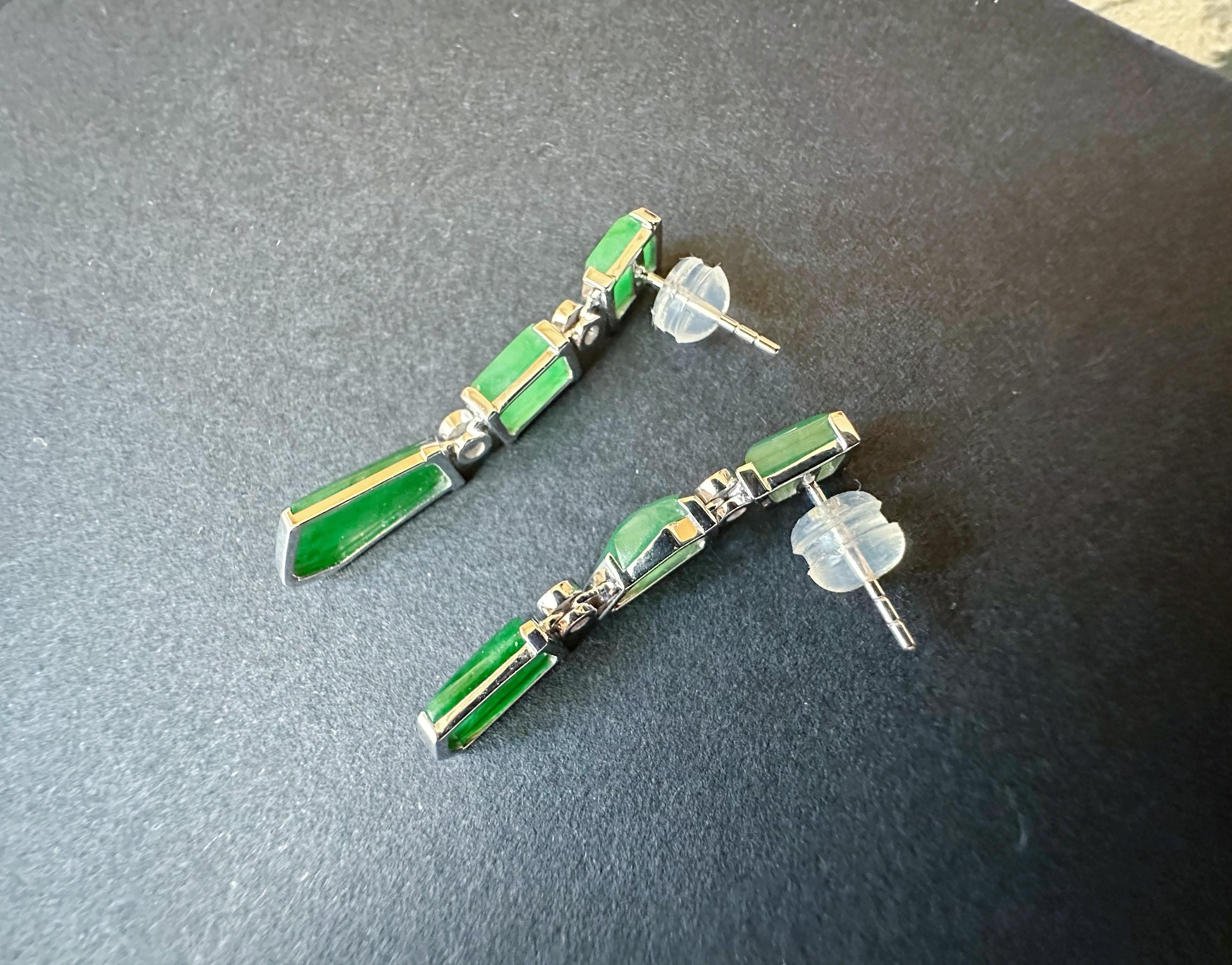 Natural Myanmar Icy Type Vivid Green Asymmetric Jade Earrings in 18K White Gold For Sale 4