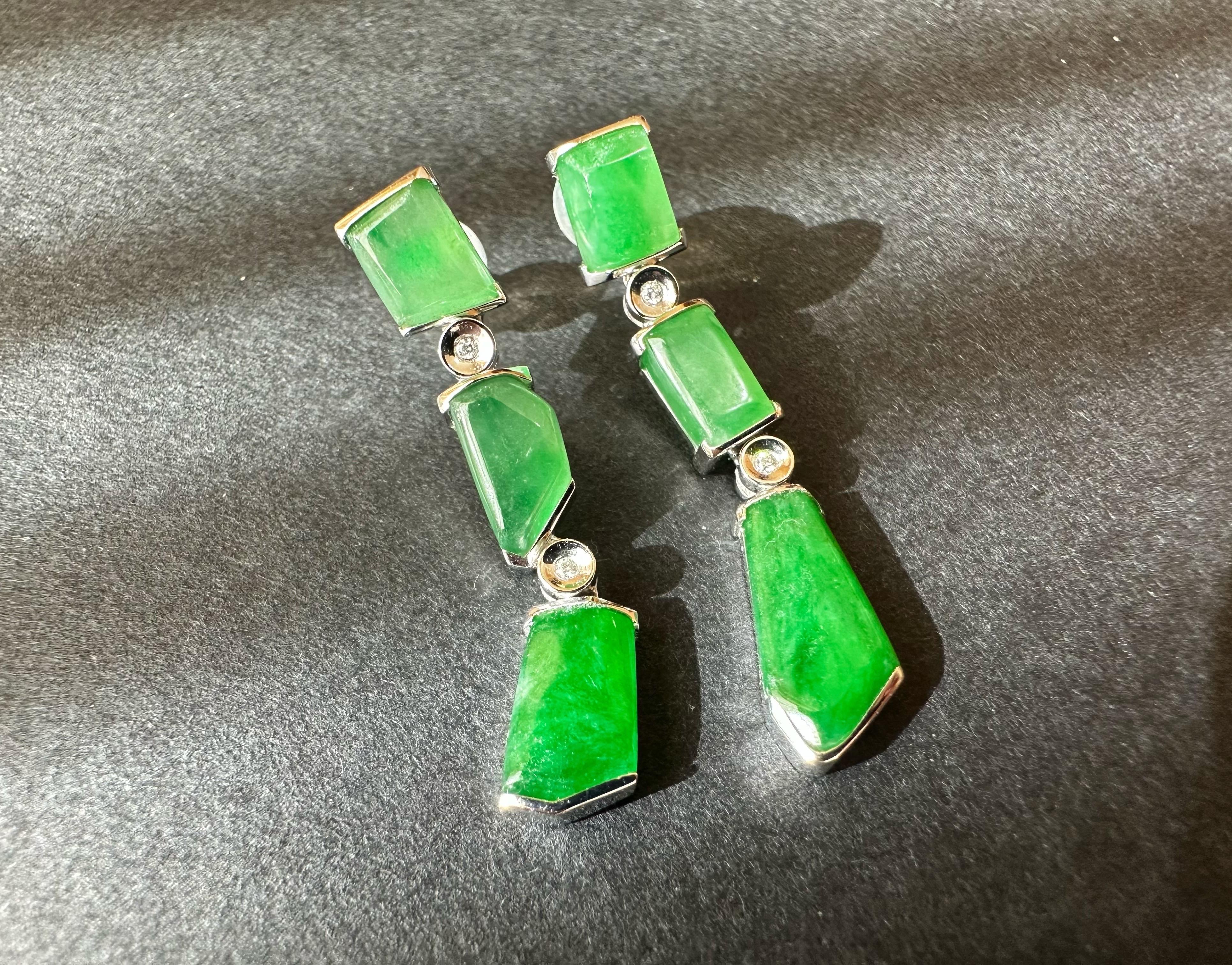 Natural Myanmar Icy Type Vivid Green Asymmetric Jade Earrings in 18K White Gold For Sale 10
