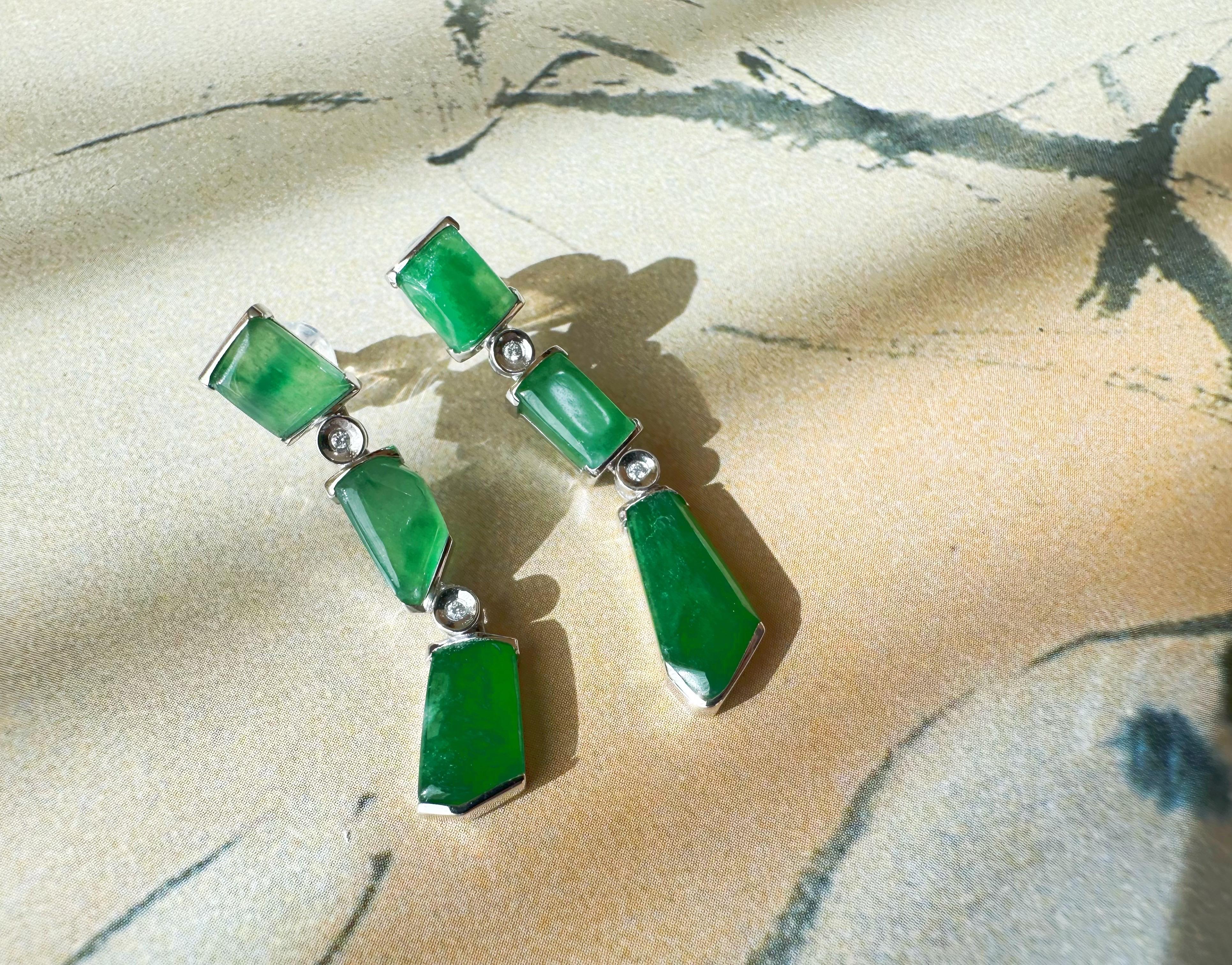 Natural Myanmar Icy Type Vivid Green Asymmetric Jade Earrings in 18K White Gold For Sale 12