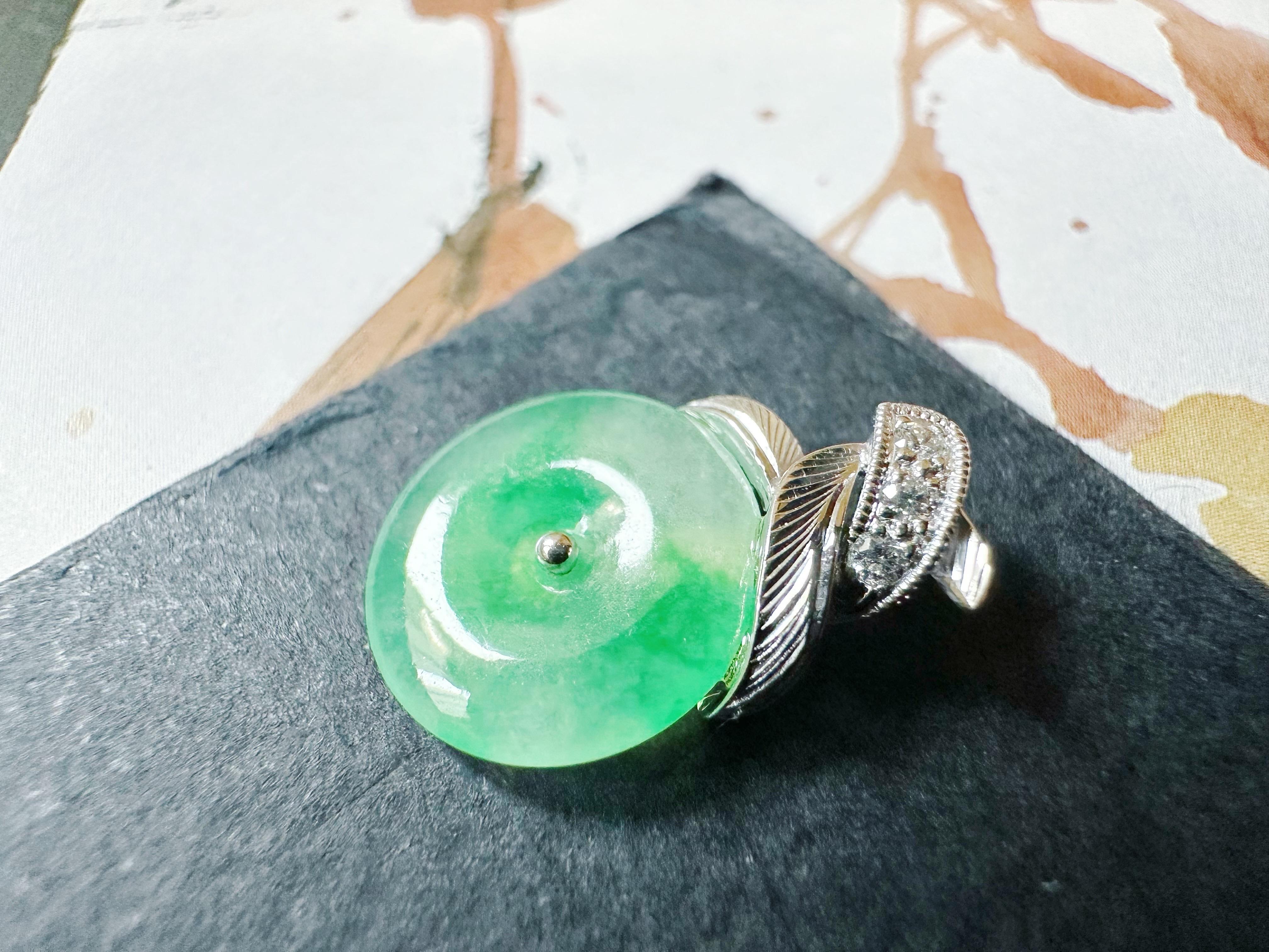 Natural Myanmar Icy Type Vivid Green Donut Jade Pendant in 18K Gold & Diamond For Sale 5