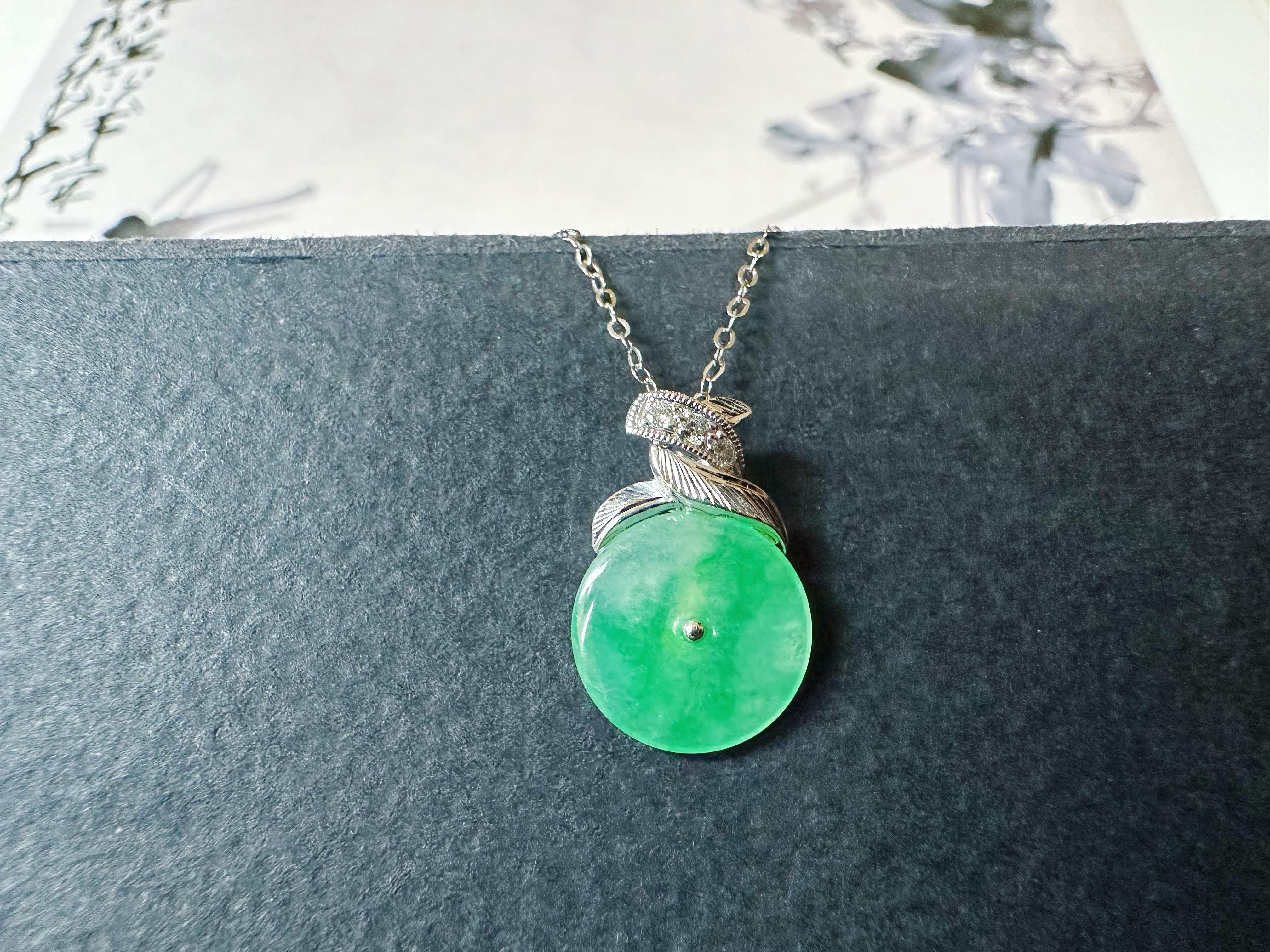 Round Cut Natural Myanmar Icy Type Vivid Green Donut Jade Pendant in 18K Gold & Diamond For Sale