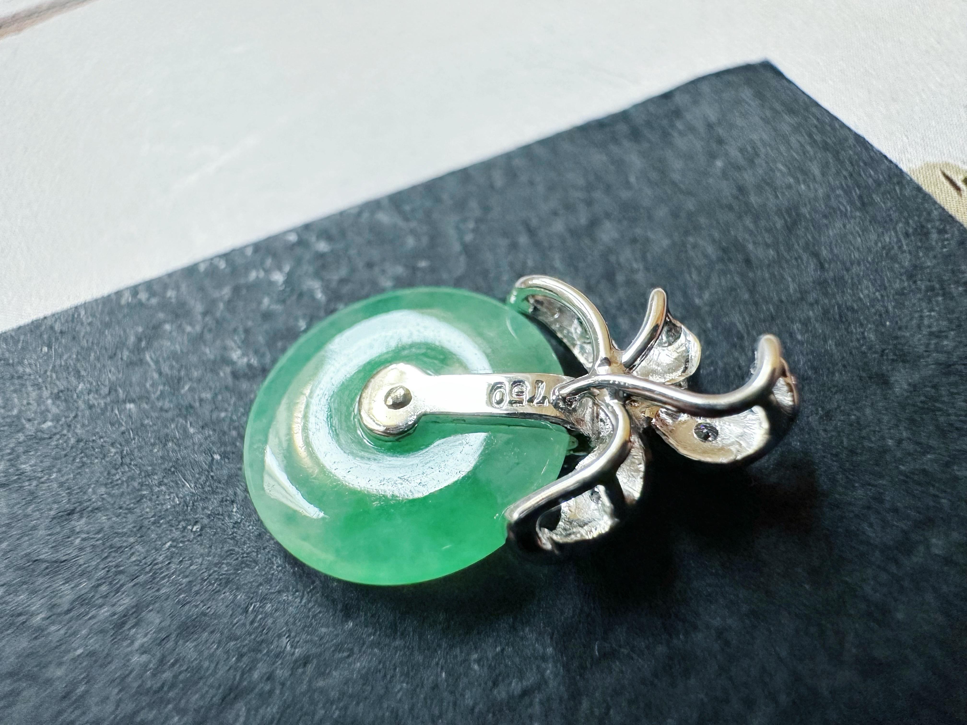 Natural Myanmar Icy Type Vivid Green Round Jade Pendant in 18K Gold & Diamond For Sale 3