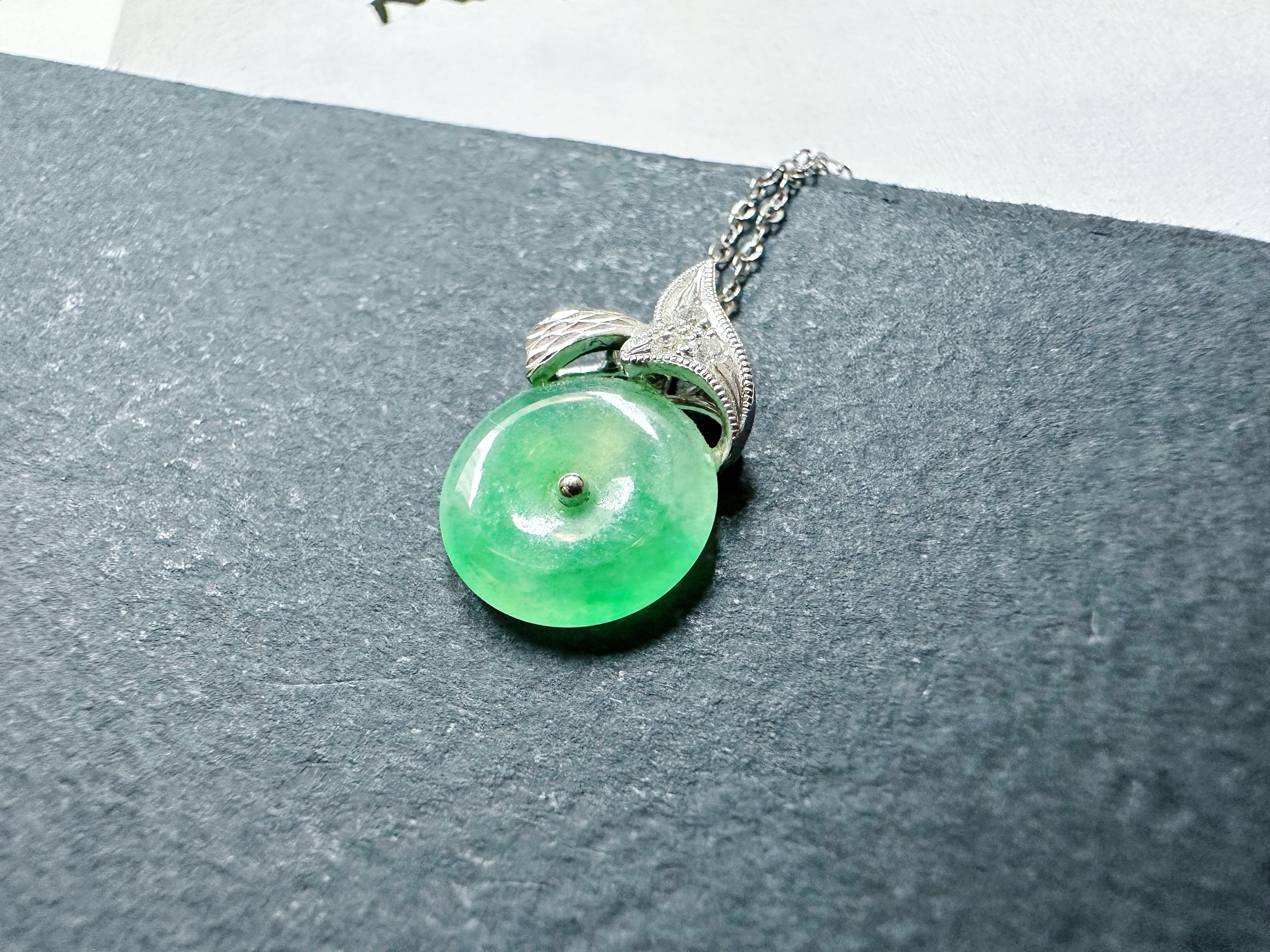 Natural Myanmar Icy Type Vivid Green Round Jade Pendant in 18K Gold & Diamond For Sale 2