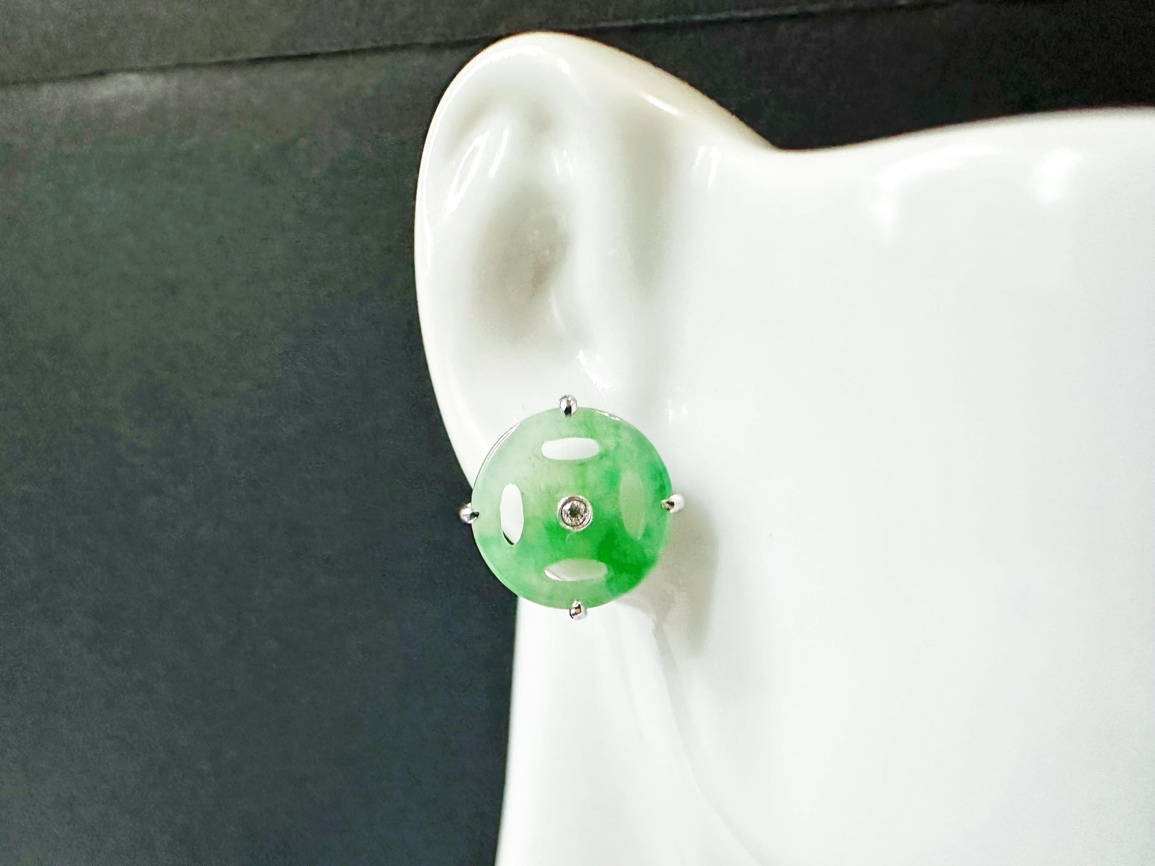 Women's or Men's Natural Myanmar Icy Vivid Green Jade with Diamond Ear Stud Earrings in 18K Gold For Sale