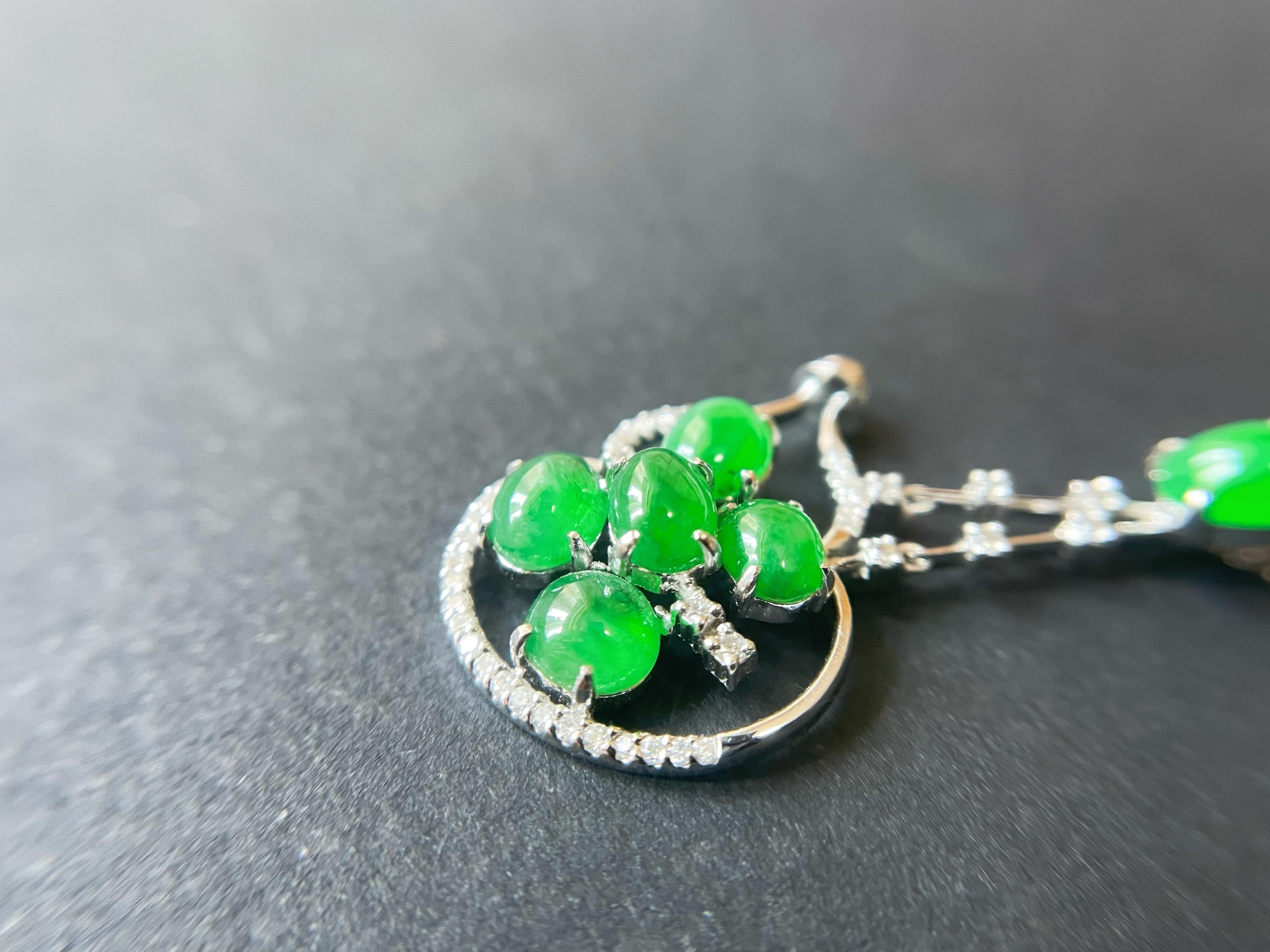 Natural Myanmar Imperial Green Cabochon Jade Pendant, 18K White Gold diamond For Sale 2