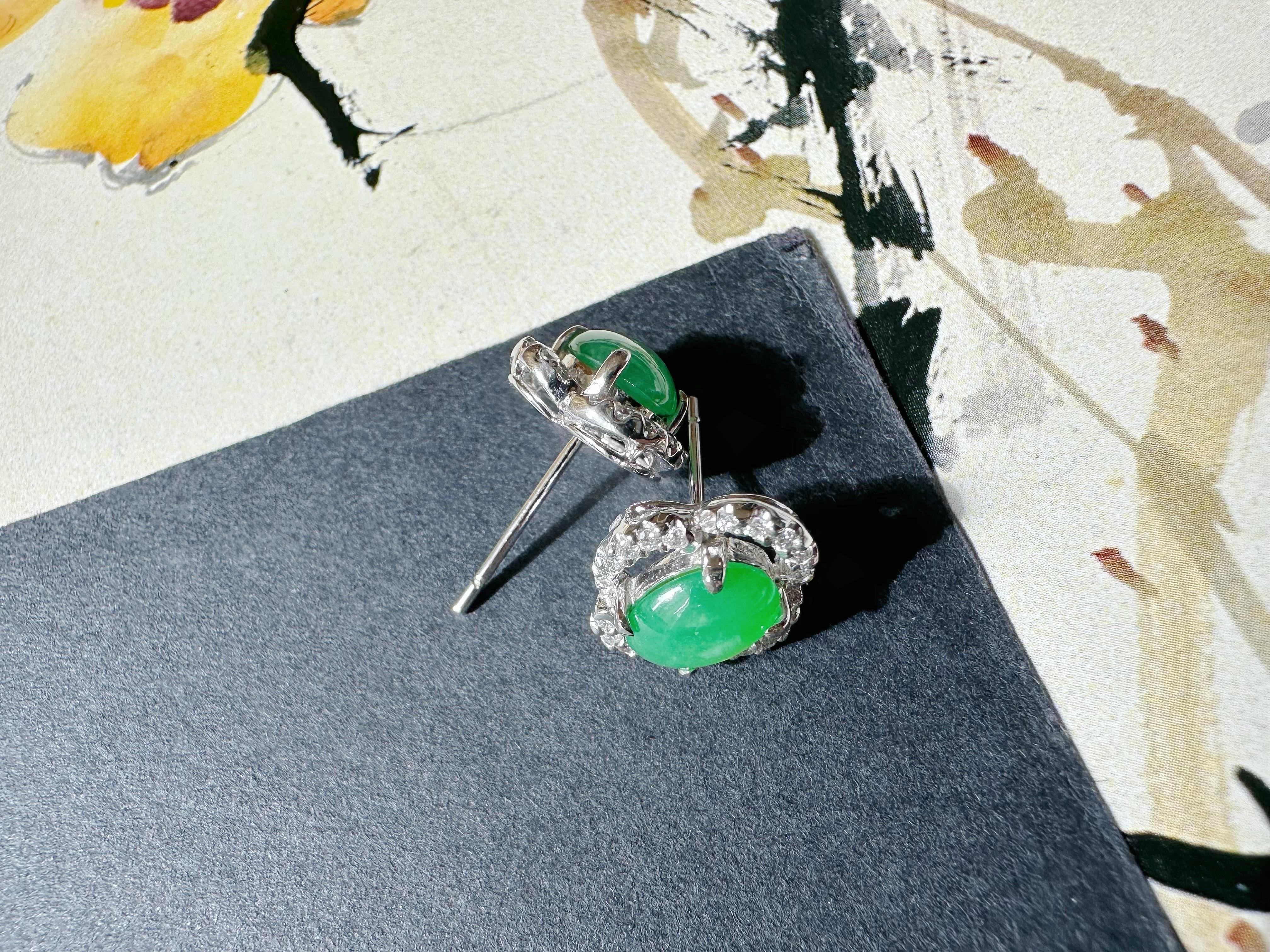 Boucles d'oreilles en Jade Cui Fei vert impérial naturel du Myanmar Clover Leaf Design (feuille de trèfle) en vente 5