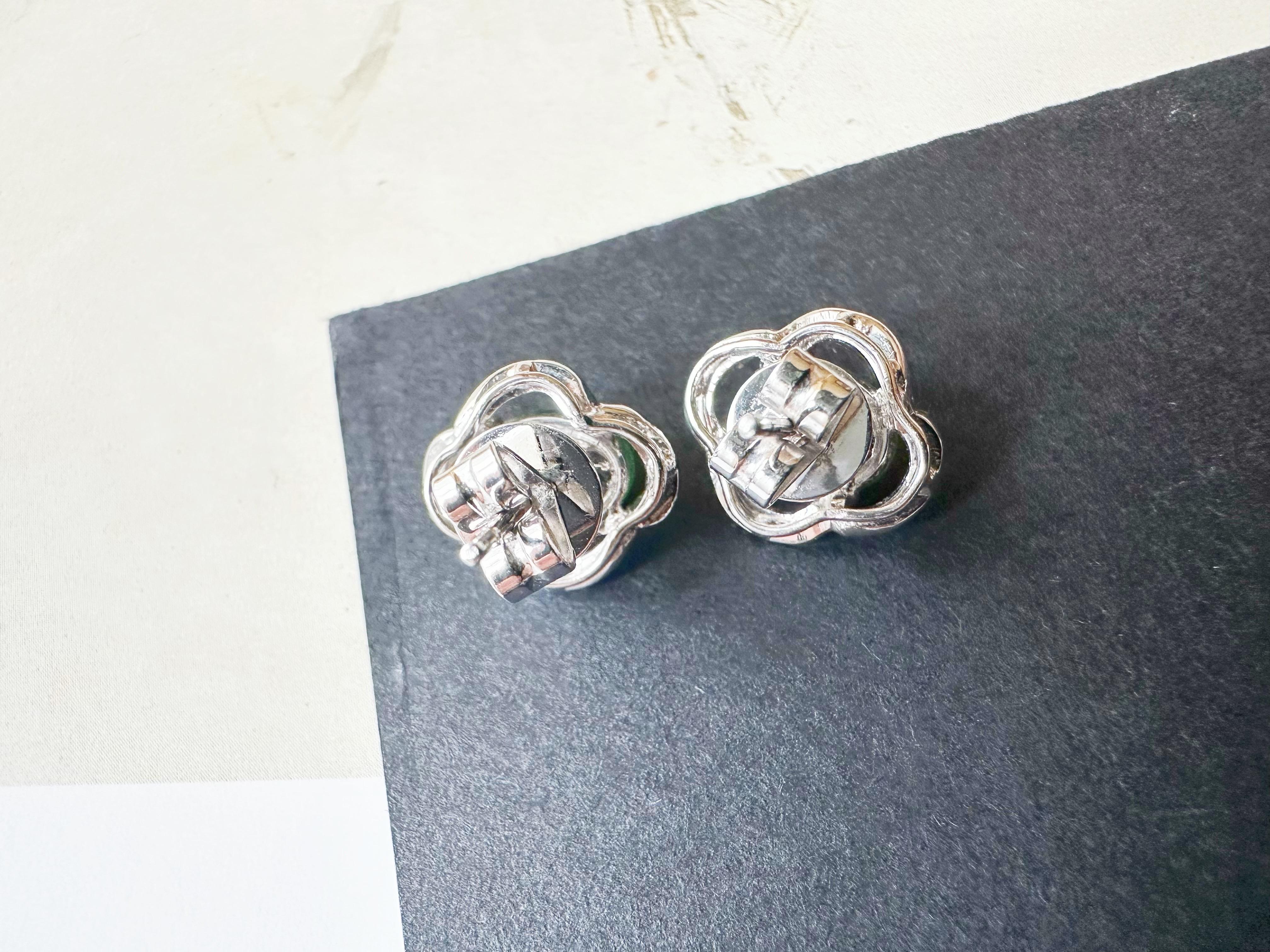 Boucles d'oreilles en Jade Cui Fei vert impérial naturel du Myanmar Clover Leaf Design (feuille de trèfle) en vente 8