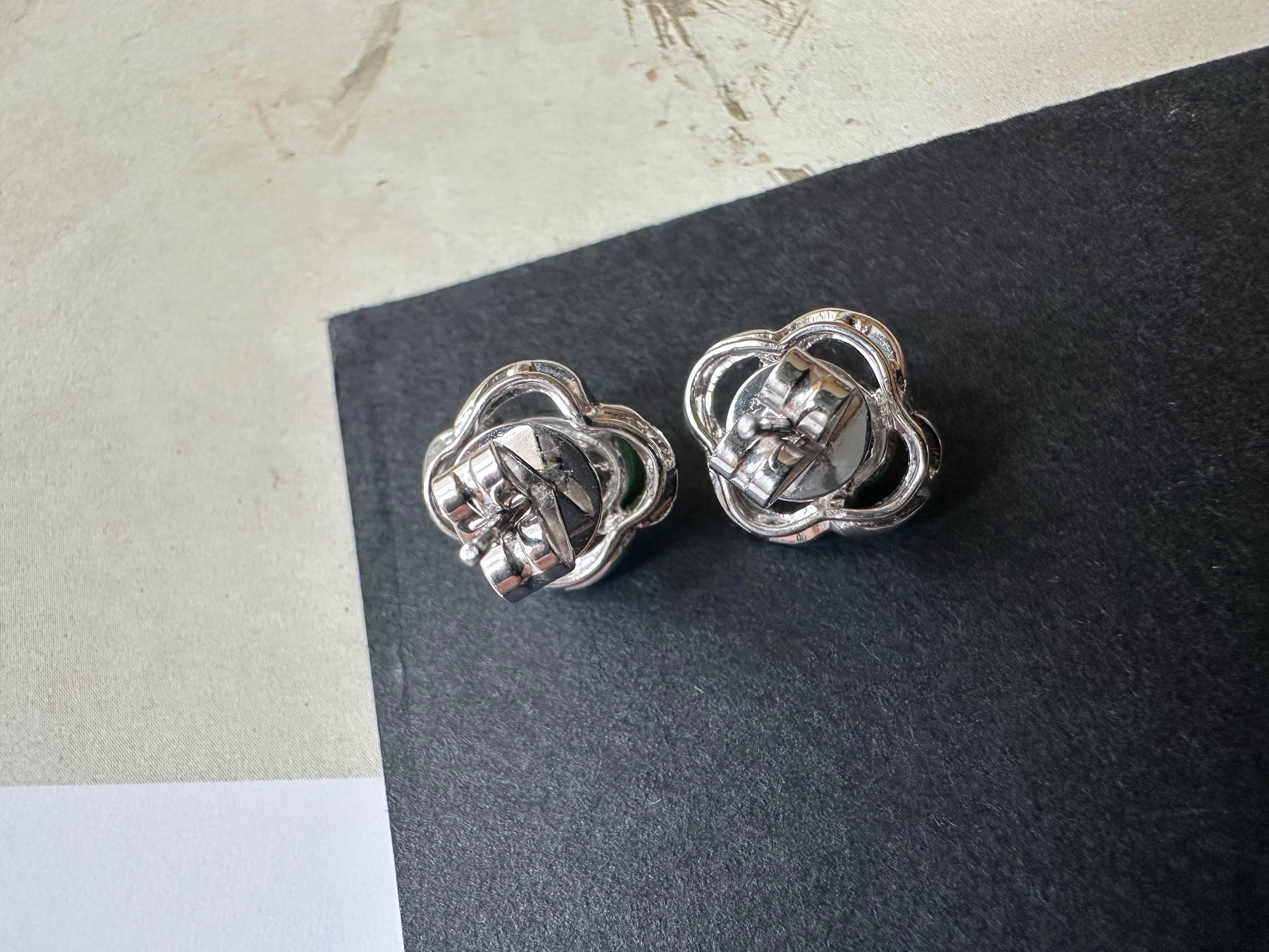 Boucles d'oreilles en Jade Cui Fei vert impérial naturel du Myanmar Clover Leaf Design (feuille de trèfle) en vente 10