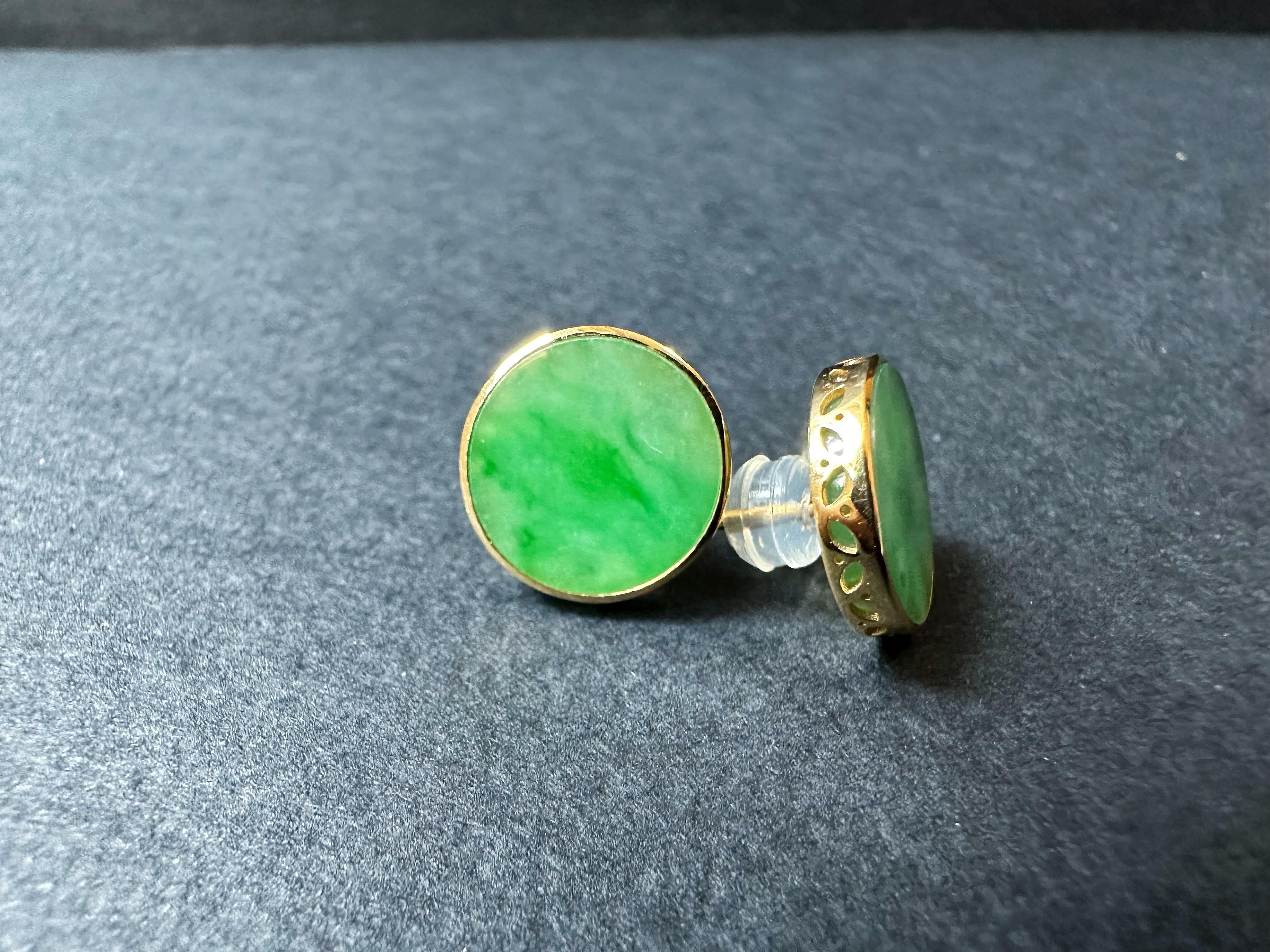 Natural Myanmar Imperial Green Icy Type Round Jadeite Earrings in 18K Gold For Sale 9