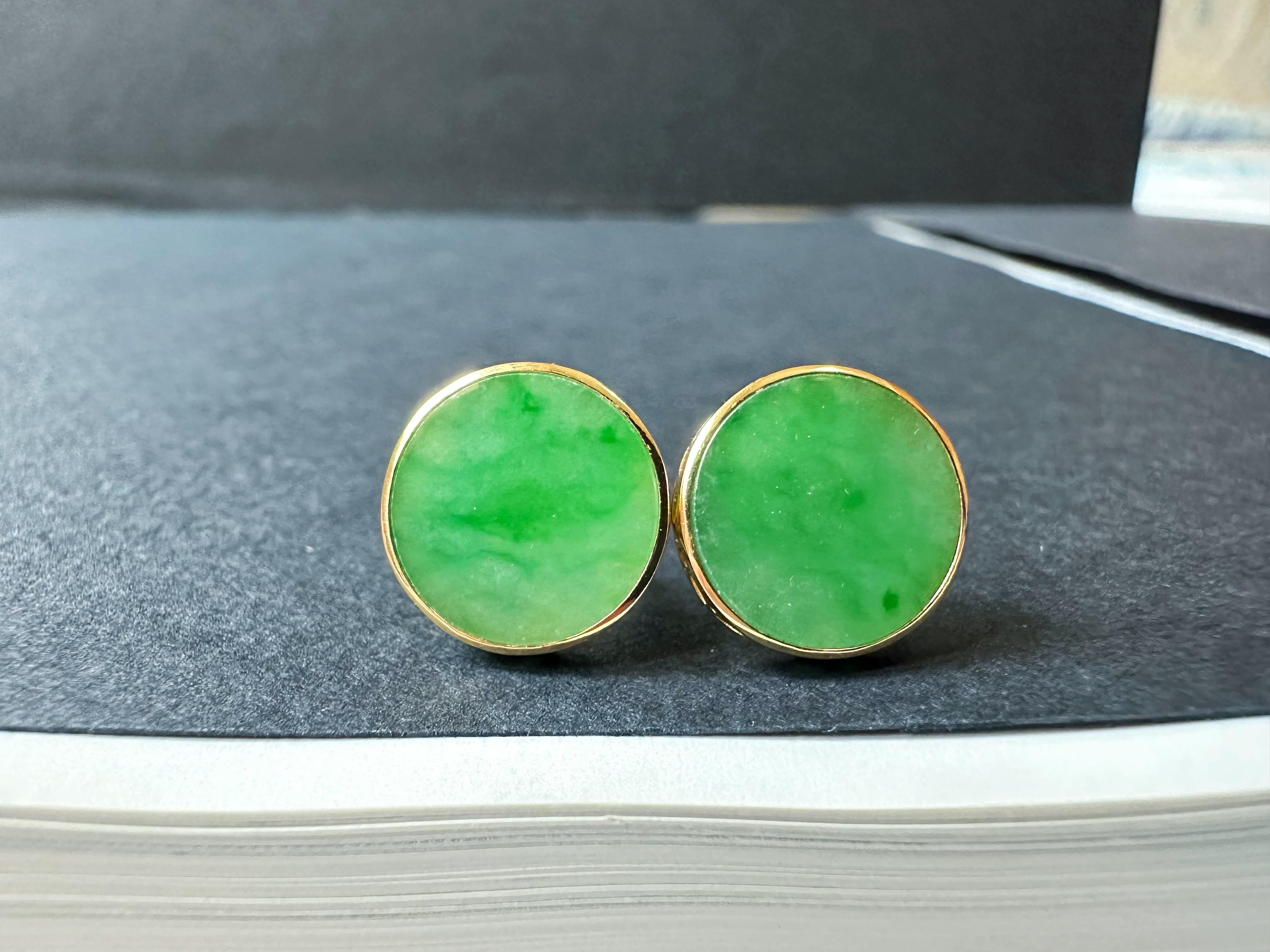Natural Myanmar Imperial Green Icy Type Round Jadeite Earrings in 18K Gold For Sale 11