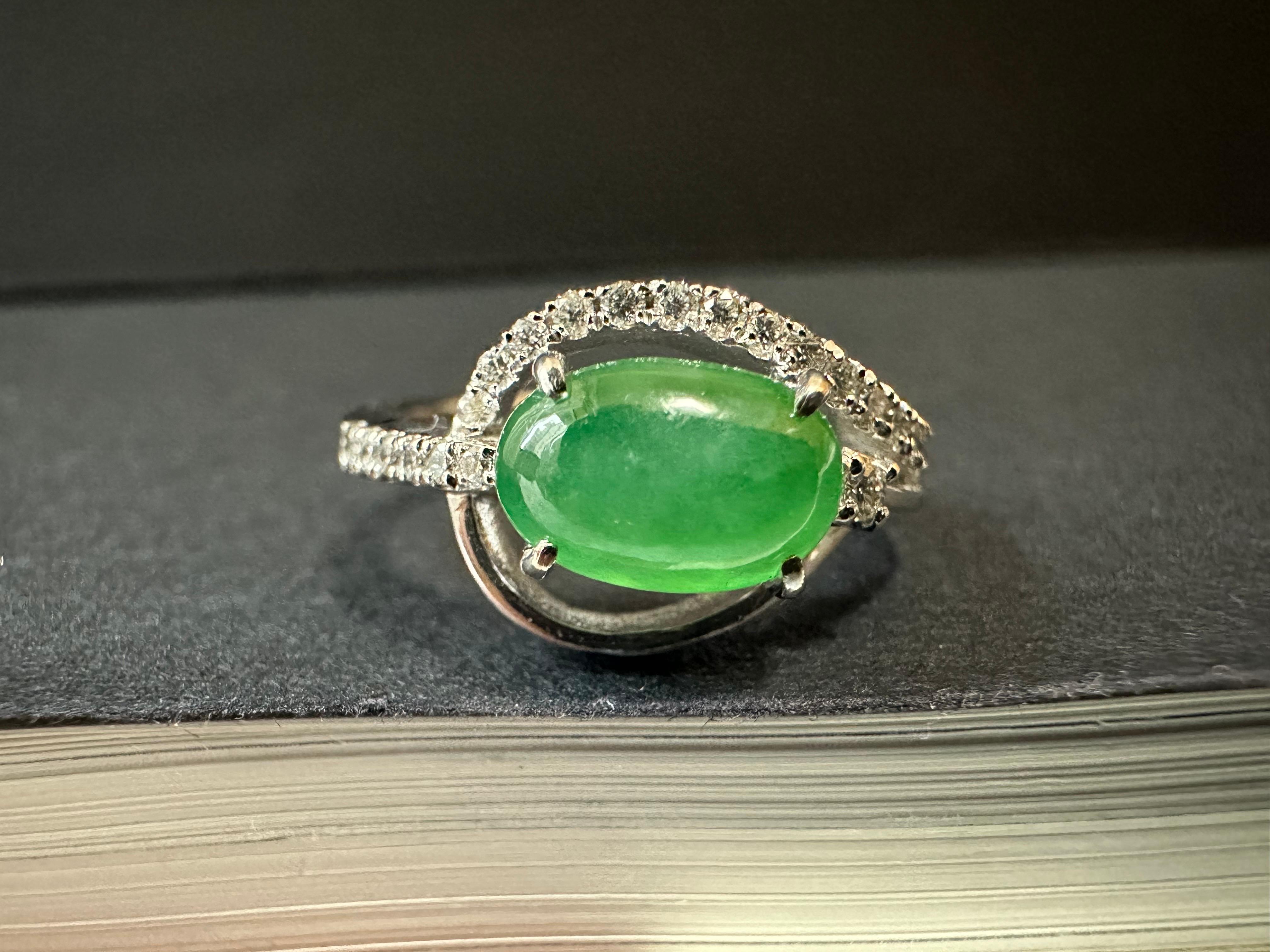 Natural Myanmar Imperial Green Jade Cabochon Ring in 18K White Gold with Diamond For Sale 8