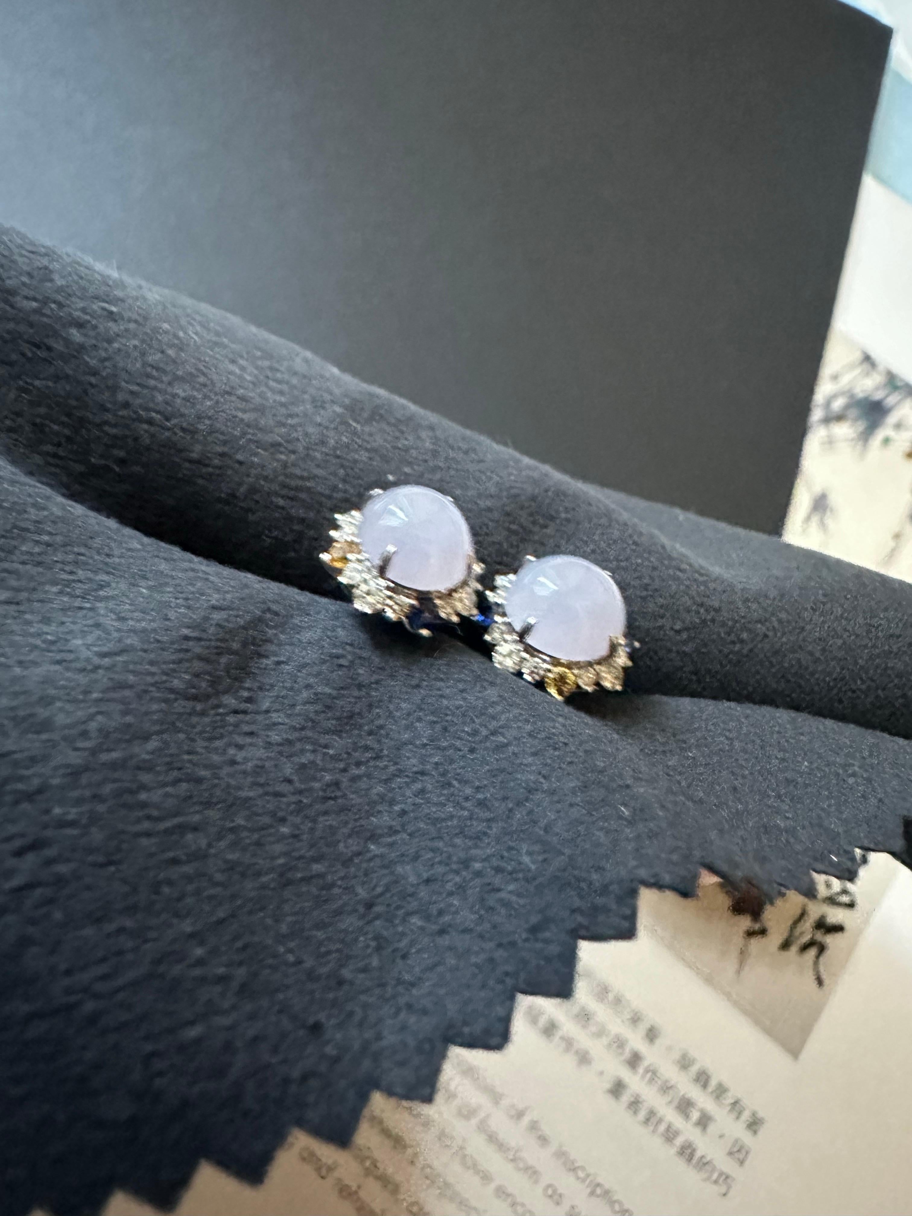 Orecchini di giada ghiacciata lavanda del Myanmar in oro 18K e diamanti in vendita 12